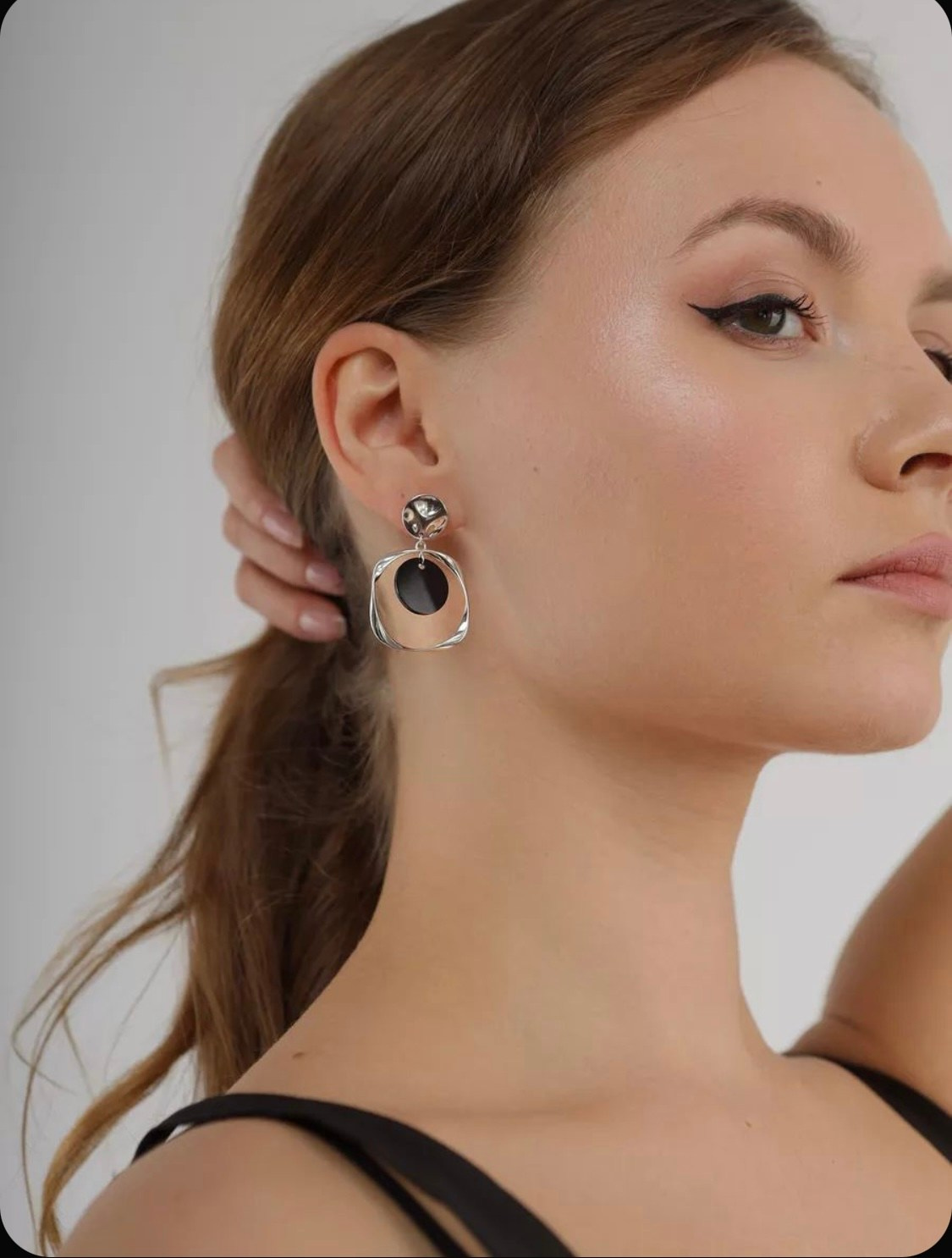 Екатерина К. Фото и видео продакшн в Москве — съемка для брендов и маркетплейсов