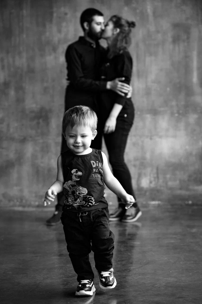 Фотодни «В ЧЁРНОМ» в рамках проекта «В ГЛЯНЕЦ!». Портретный фотограф в Москве Артем Венглинский