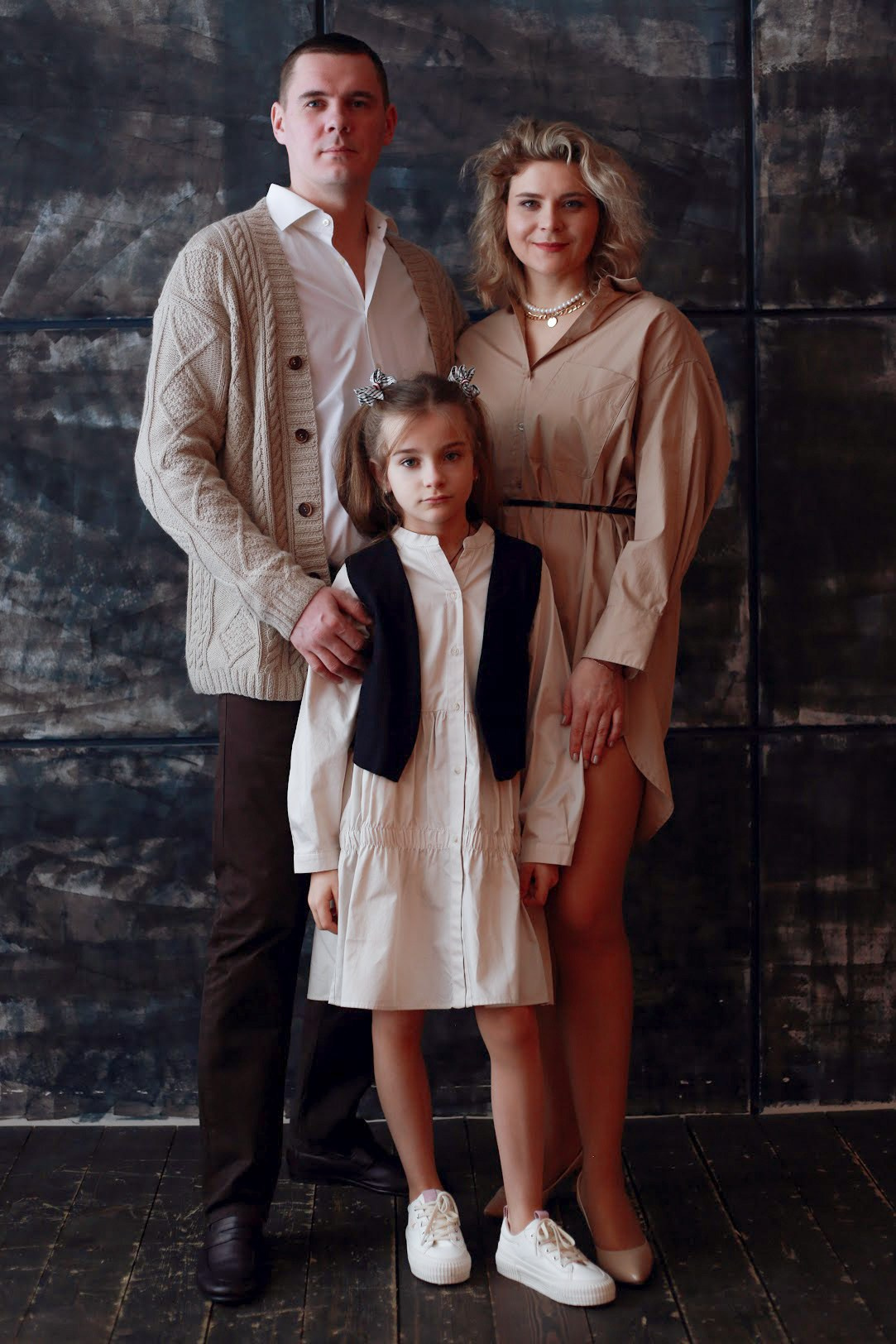 Людмила с мужем и дочкой. Семейный фотограф в Москве и МО Варвара Шаранова
