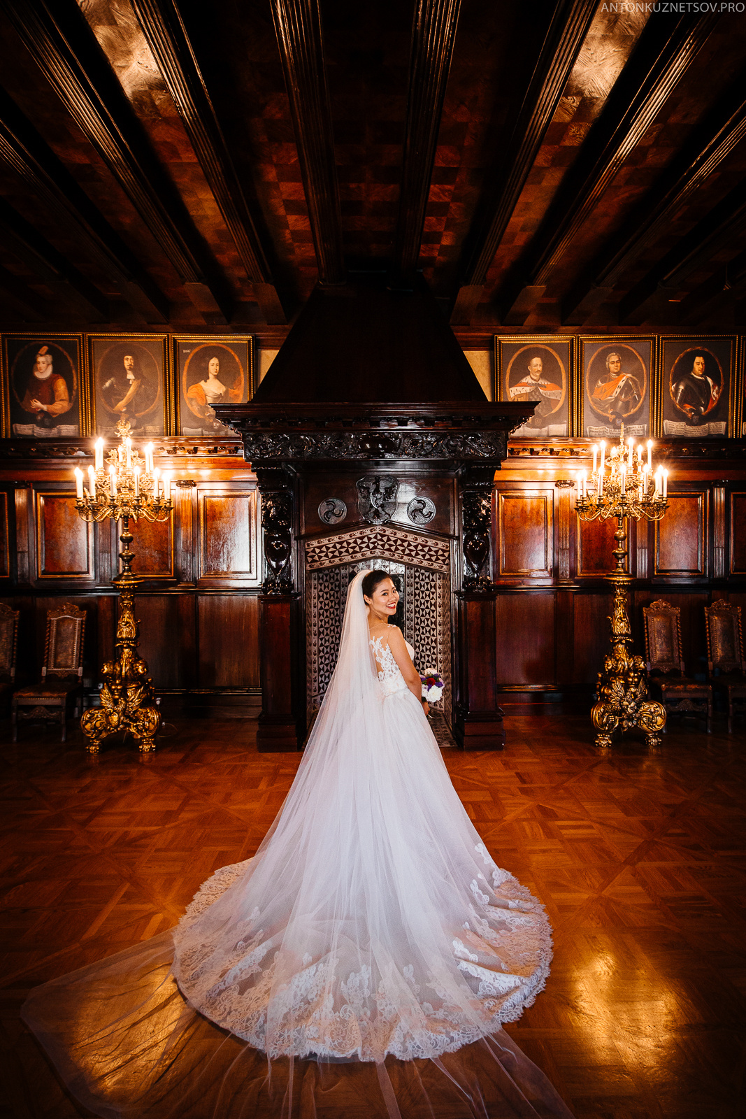 Best photos. Destination wedding photographer in Iceland, Spain, Italy, Greece and