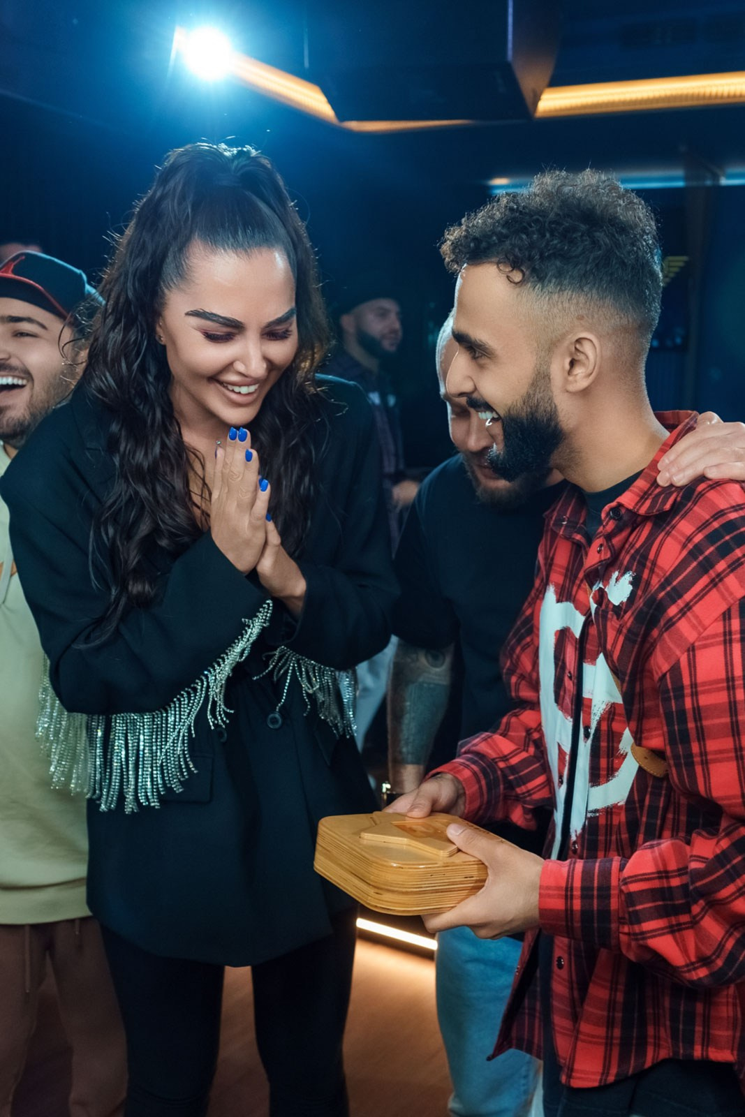 ДНИ РОЖДЕНИЯ ВЗРОСЛЫХ. Фотограф и видеограф для бизнеса в Москве — фуд, рестораны, интерьер, контент | Sizov Studio