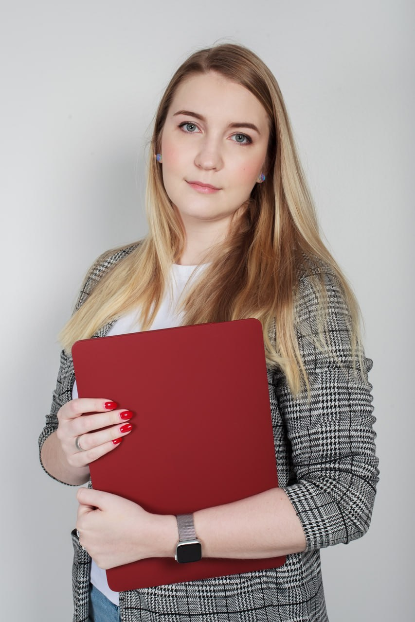 Сотрудники. Психолог с фотоаппаратом Зимина Оксана