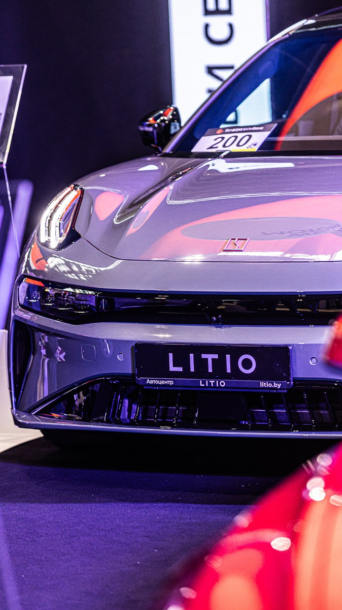 Авто. Фотограф Александр Ямпольский