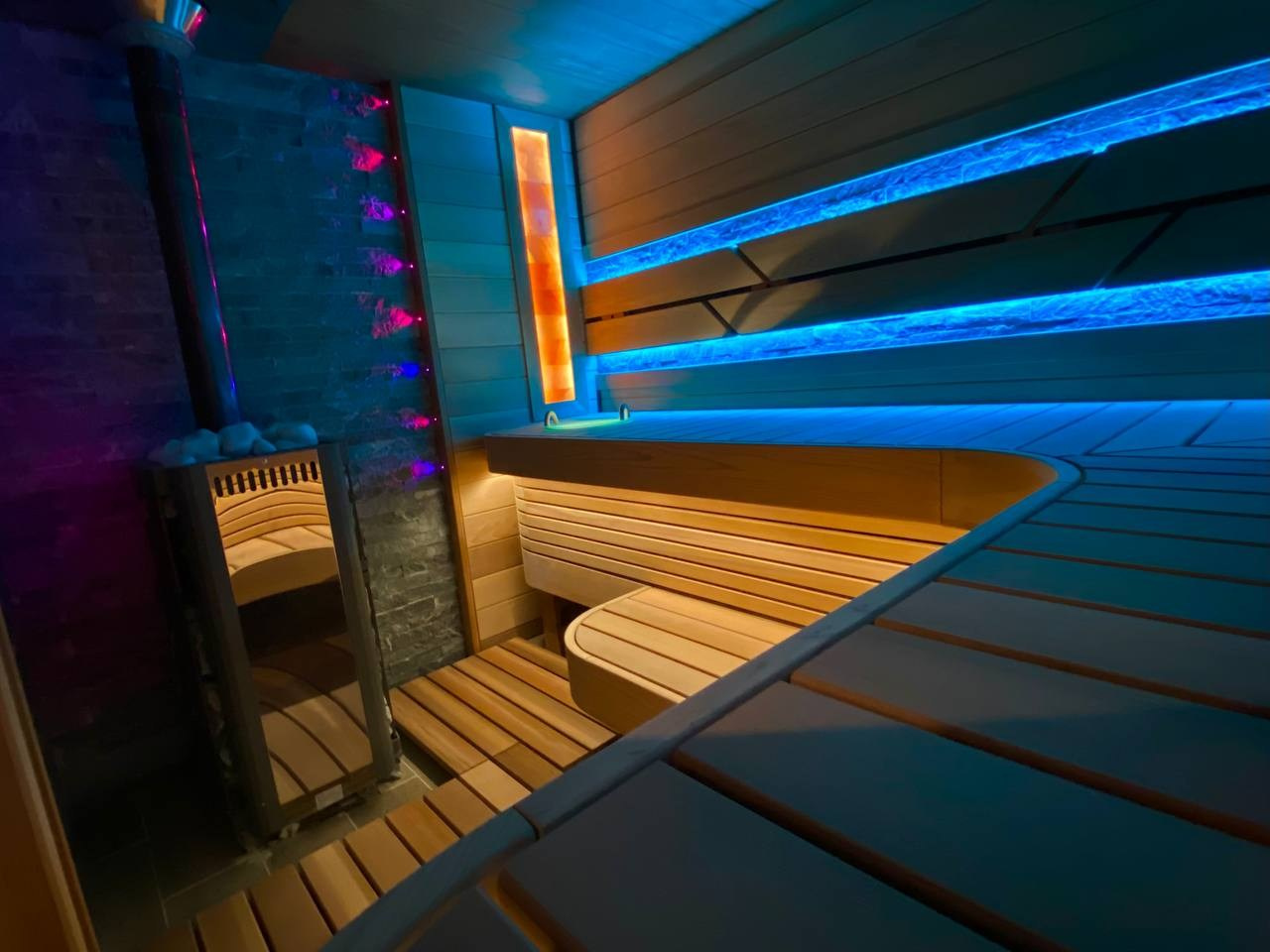 Уникальная парная в Магнитогорске от MBSaun: авторский проект, тёплая атмосфера и всё для комфортного парения. SaunaTopMasters