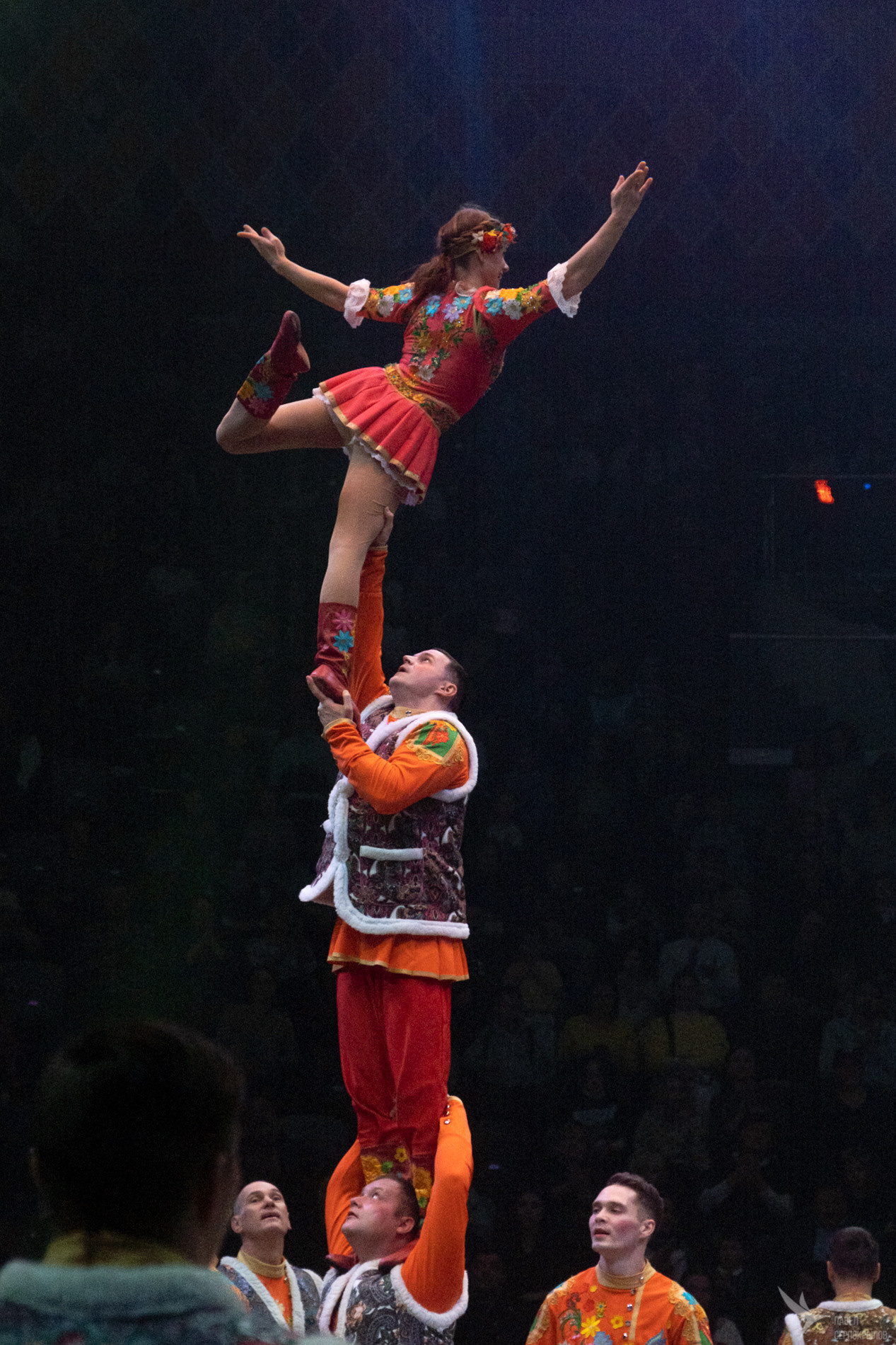 Новогодняя цирковая сказка «Морозко». Репортажный фотограф в Казани Павел Серпокрылов