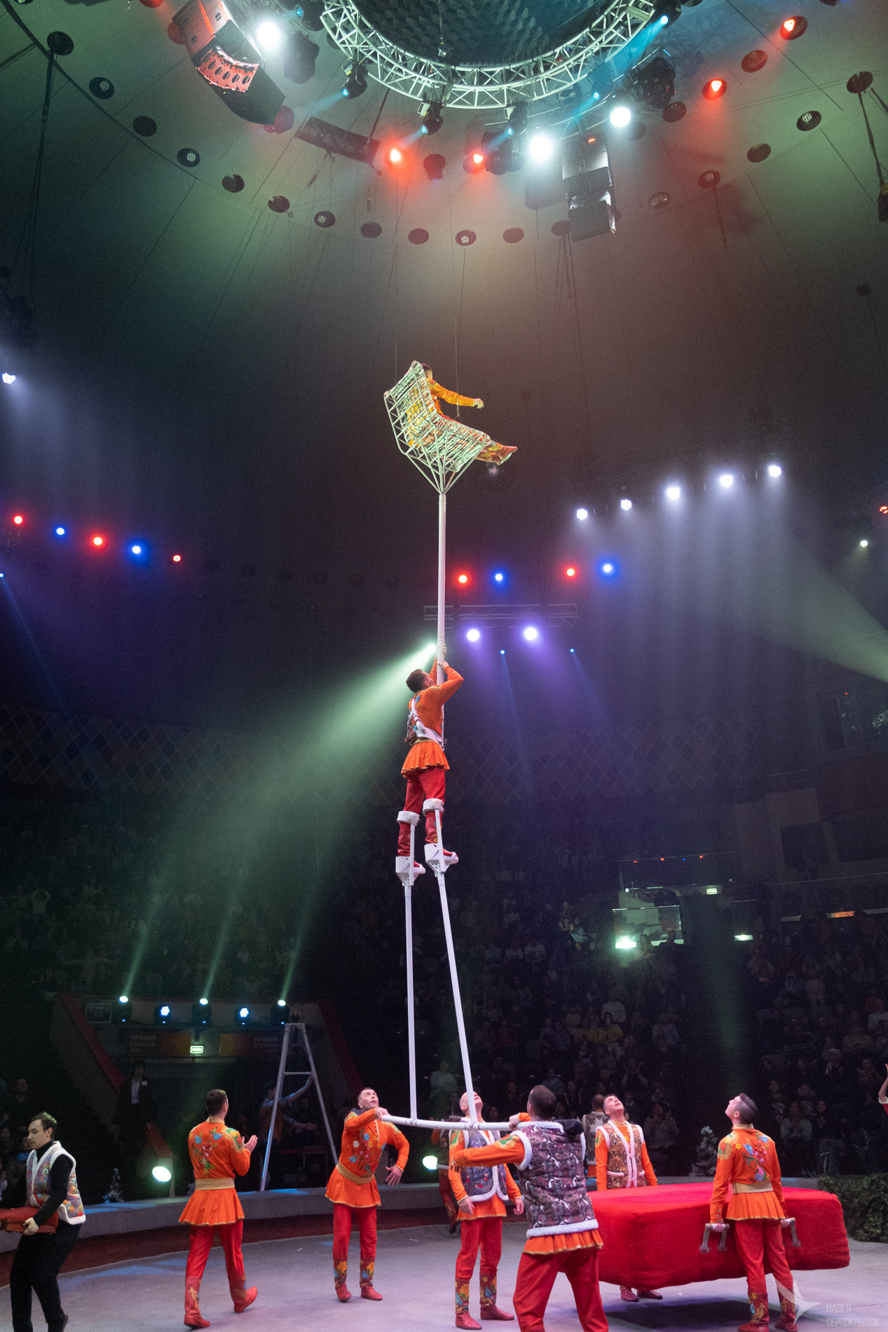 Новогодняя цирковая сказка «Морозко». Репортажный фотограф в Казани Павел Серпокрылов