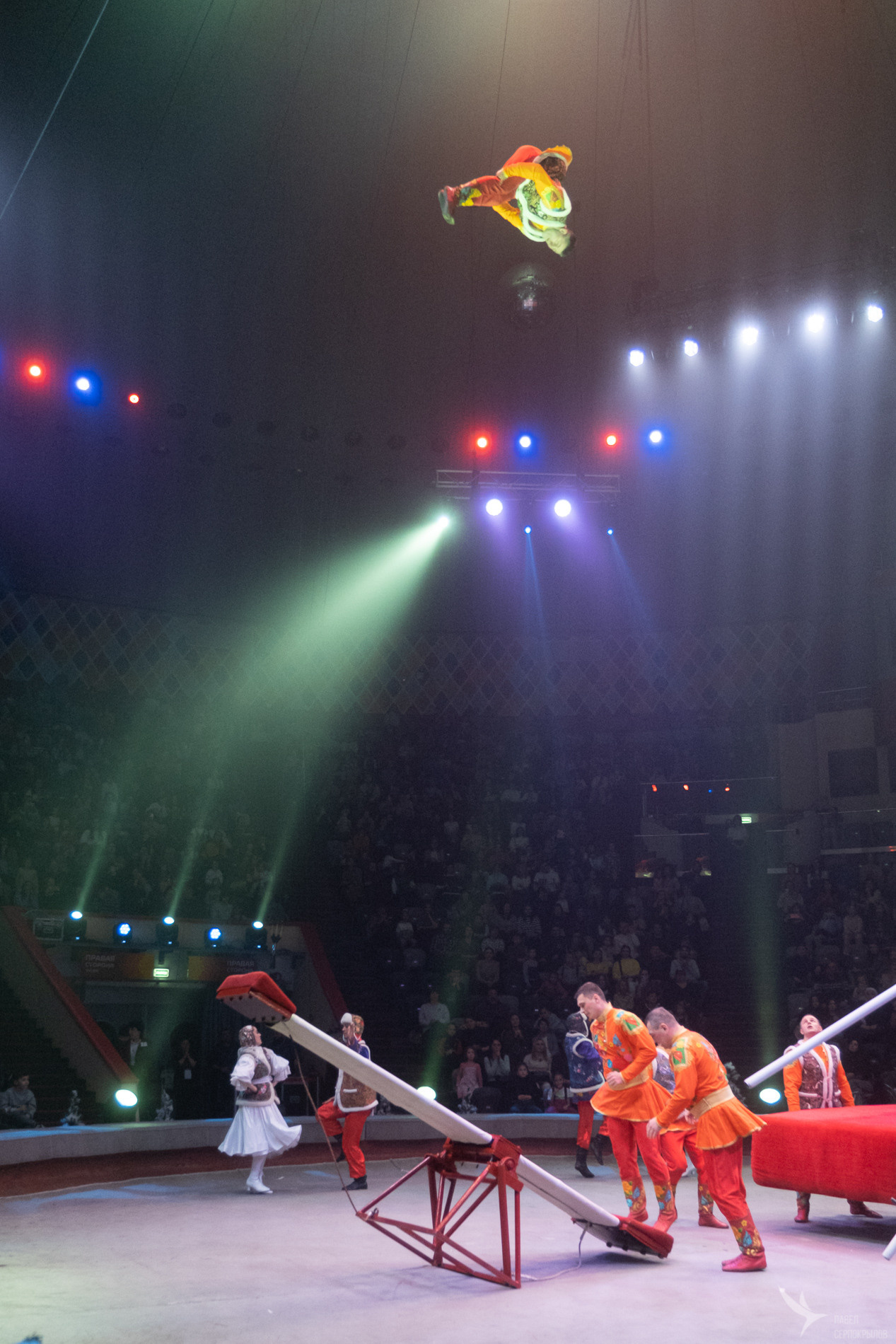 Новогодняя цирковая сказка «Морозко». Репортажный фотограф в Казани Павел Серпокрылов