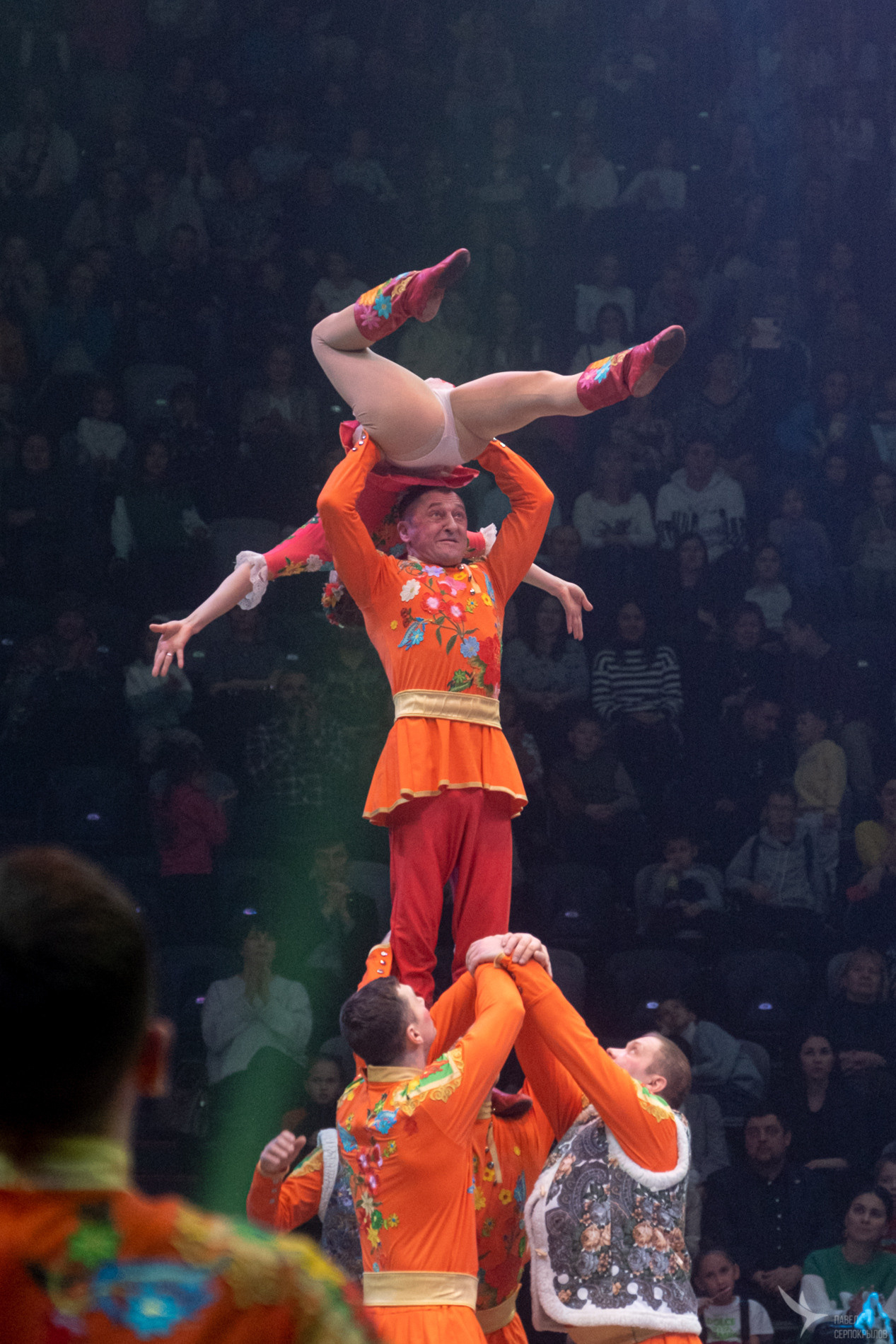 Новогодняя цирковая сказка «Морозко». Репортажный фотограф в Казани Павел Серпокрылов