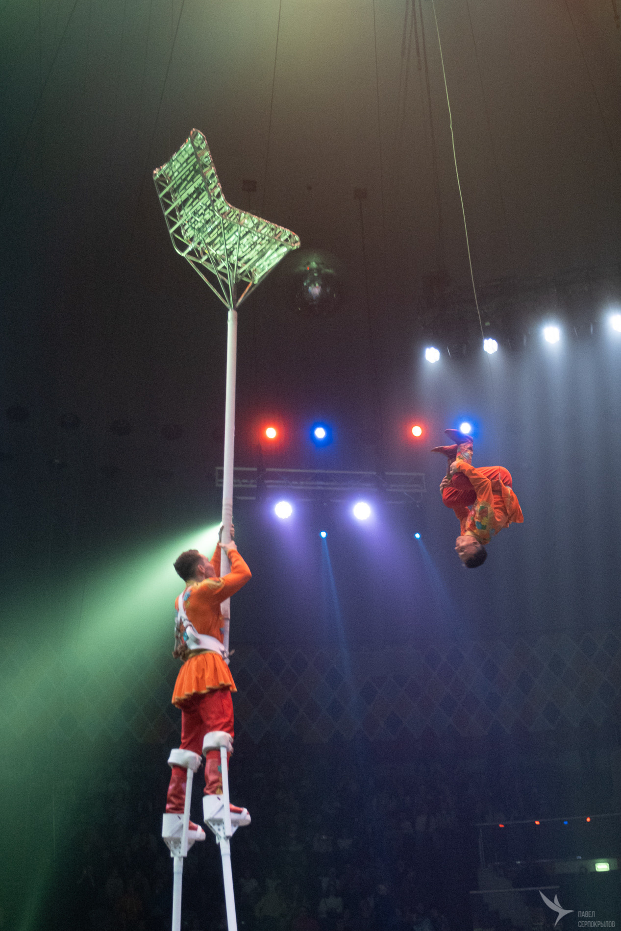 Новогодняя цирковая сказка «Морозко». Репортажный фотограф в Казани Павел Серпокрылов
