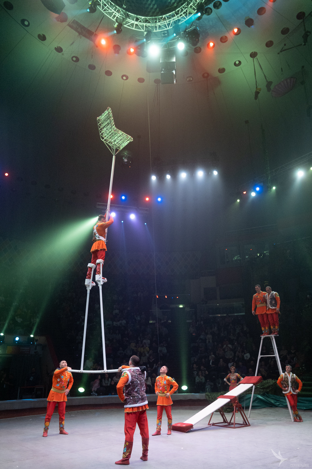 Новогодняя цирковая сказка «Морозко». Репортажный фотограф в Казани Павел Серпокрылов
