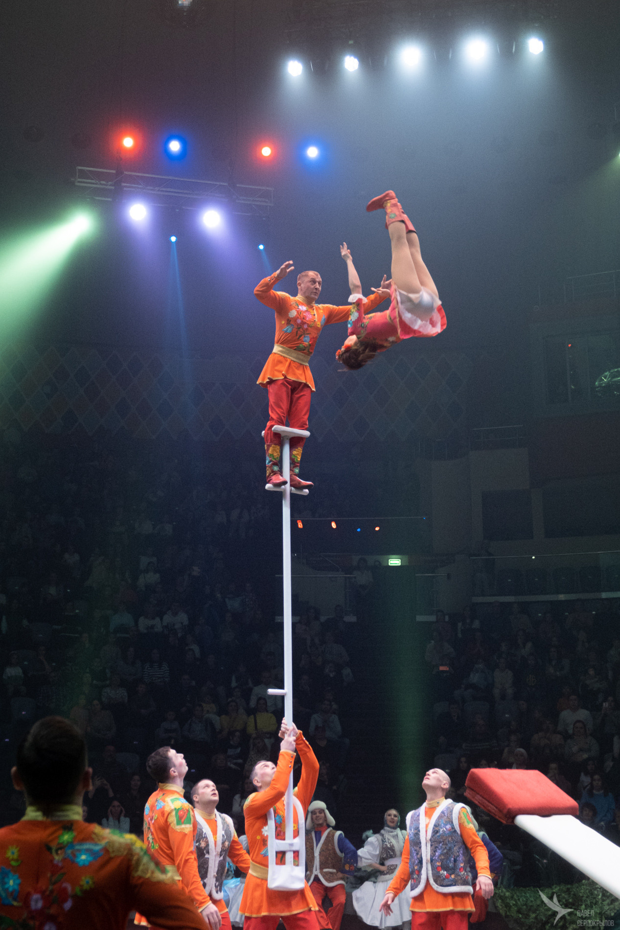 Новогодняя цирковая сказка «Морозко». Репортажный фотограф в Казани Павел Серпокрылов