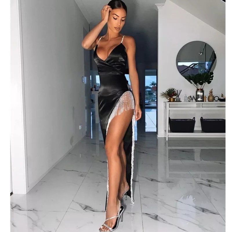 №75 Очень оригинальное платье 🤩Размеры S M. Подходит беременным девушкам. 1500 руб