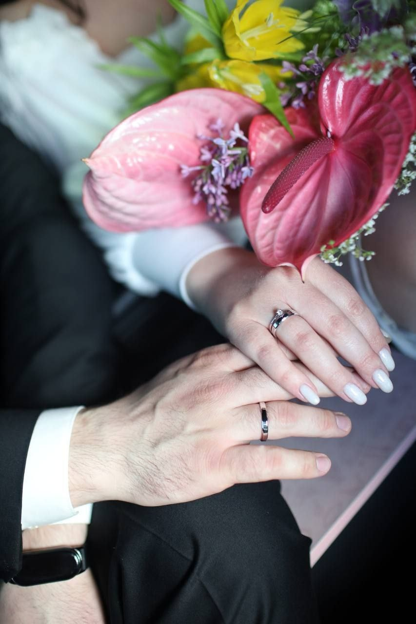  Букет невесты на заказ, букет для невесты Москва, свадебный флорист, флорист на свадьбу, сборка букета на свадьбу, ручная работа, букет для невесты ручной работы, букет невесты ручной работы . бутоньерка жениха в подарок, авторский букет для невесты, современный букет невесты. авторский букет невесты, современный букет невесты, невеста 2025,  букет невесты, свадебный букет, свадьба 2025, свадебный букет, свадебный букет невесты, флорист на свадьбу, флорист фрилансер, флорист москва, ручная работа, яркий букет невесты, современный букет невесты, весенний букет невесты, антуриум, спирея, фритиллярия, сирень, букет с сиренью, рябчики