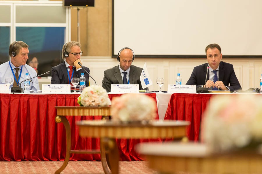 Конференции, семинары, корпоративные мероприятия. Фотостудия Алматы. Фотосъемка Алматы. Фотосессия Алматы. Фотокурсы. Обучение фотографии. Аренда студии