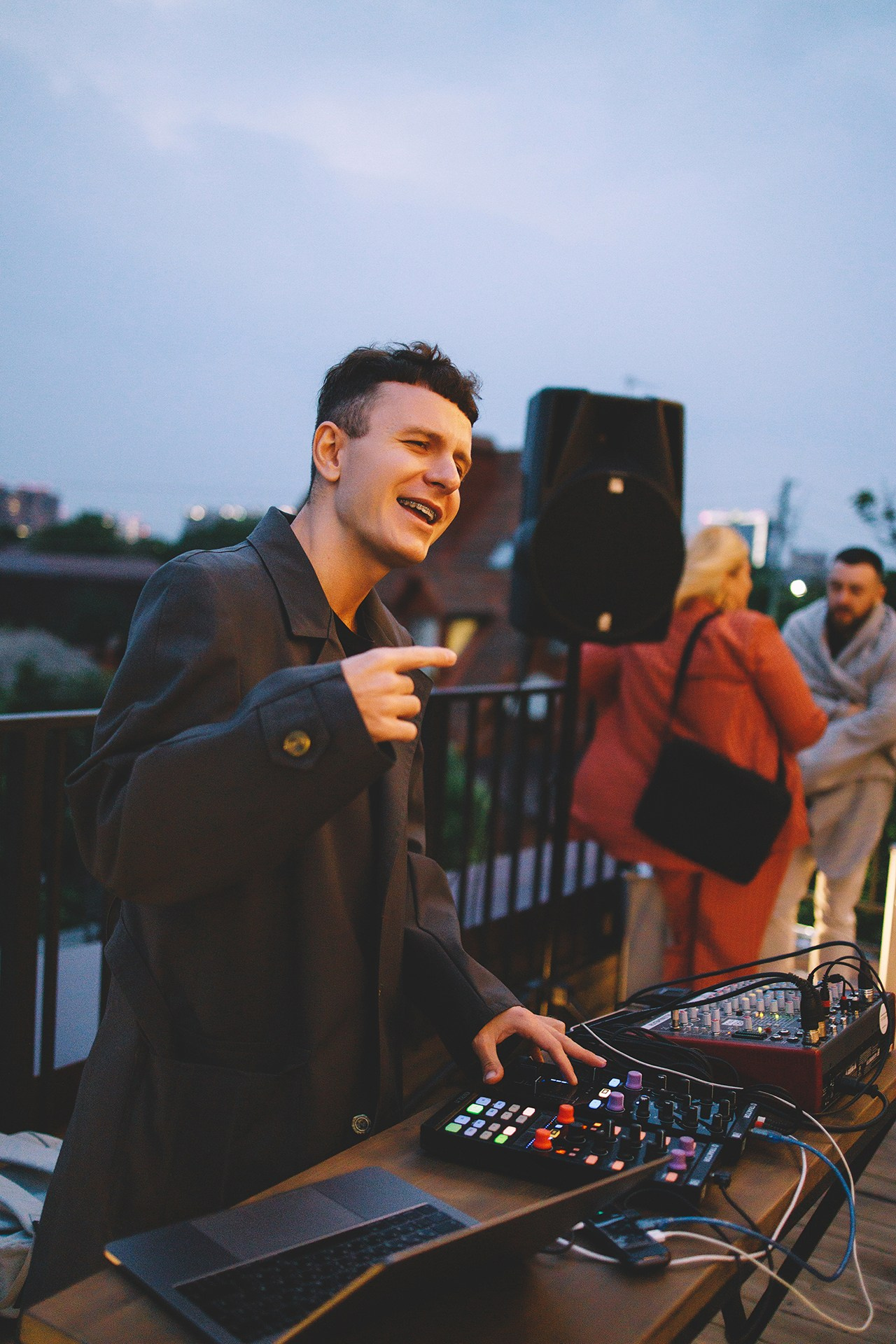 Alibi Alibi. Руслан Плахтеев