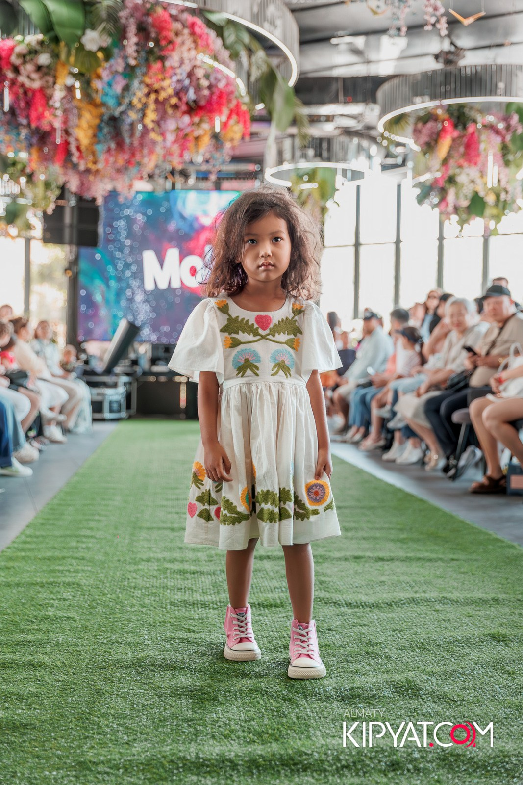 PROM KIDS FASHION SHOW. КИПЯТКОМ АЛМАТЫ!