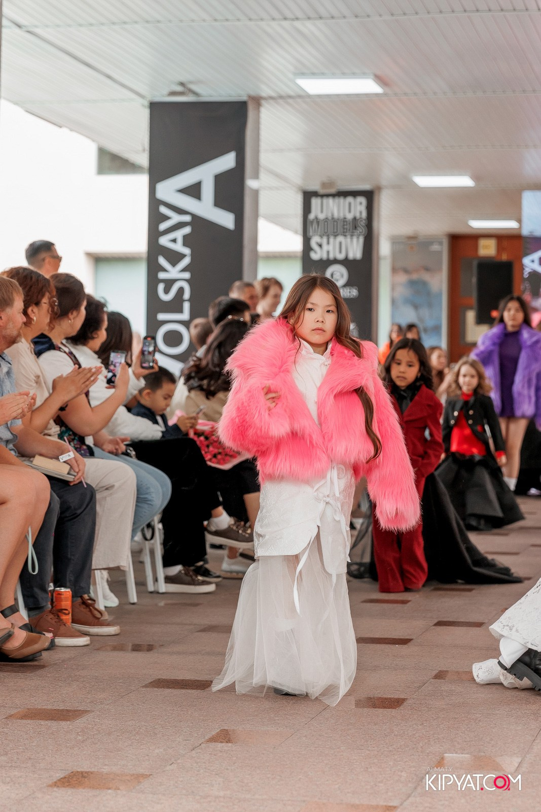 JUNIOR FASHION SHOW. КИПЯТКОМ АЛМАТЫ!