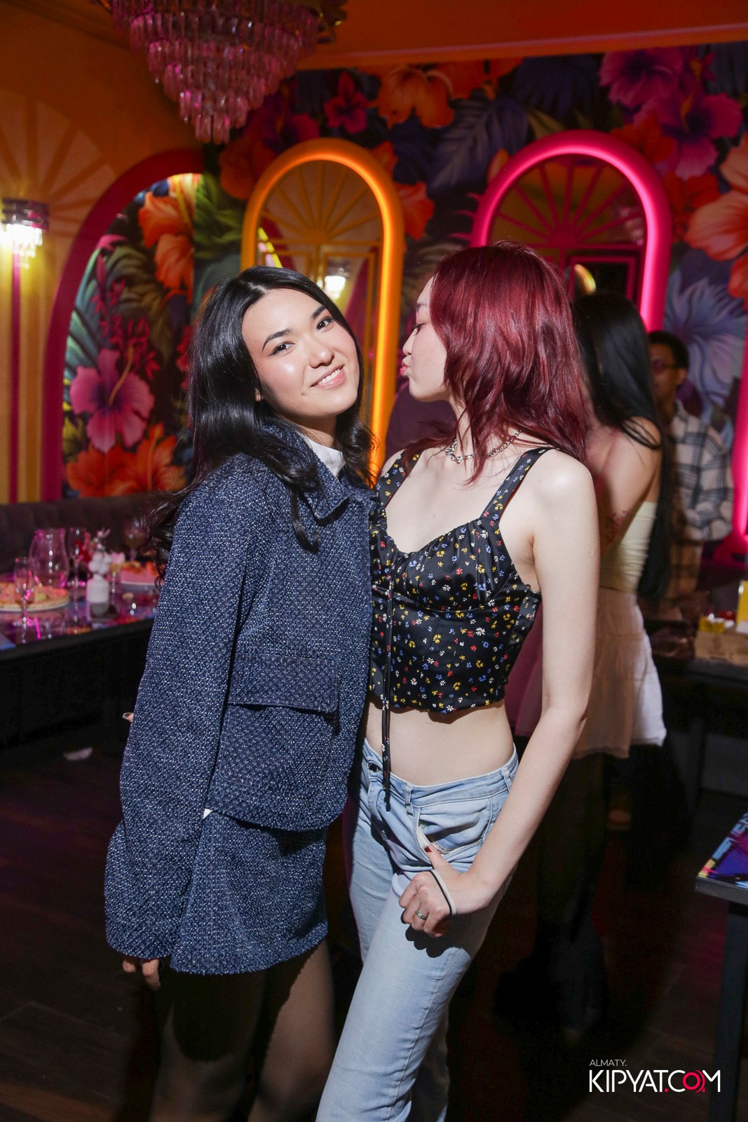 УХО И МЕДВЕДЬ НА САИНА. КИПЯТКОМ АЛМАТЫ! Фотосъемка мероприятий в Алматы