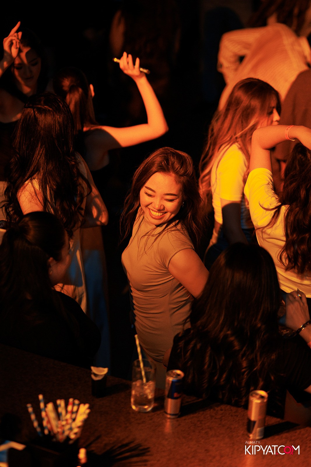 EVENT BAR. КИПЯТКОМ АЛМАТЫ!