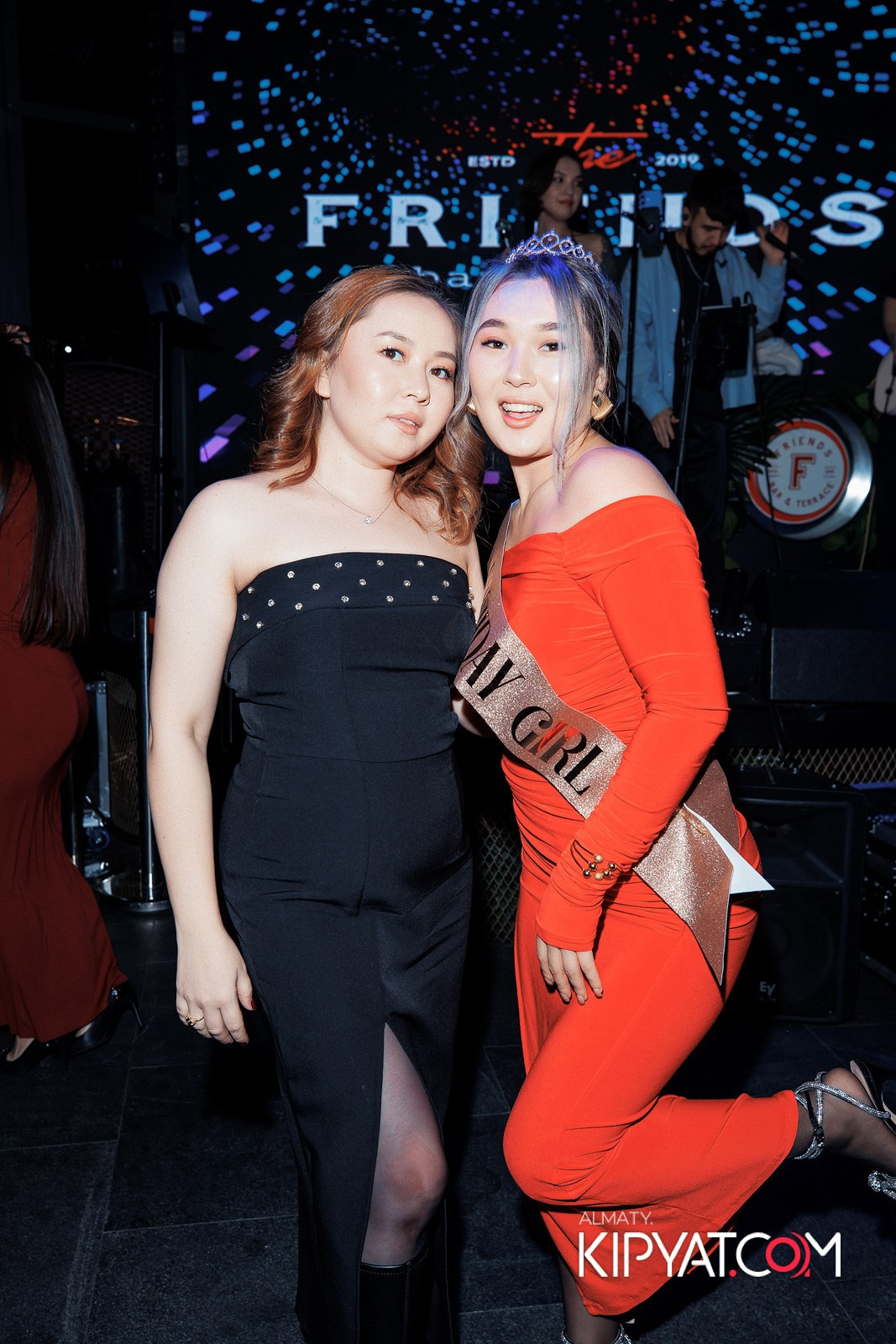 FRIENDS BAR & TERRACE. КИПЯТКОМ АЛМАТЫ! Фотосъемка мероприятий в Алматы