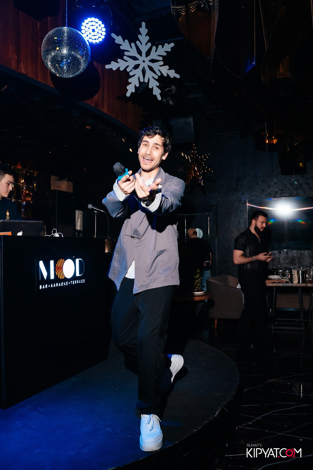 MOOD KARAOKE & TERRACE. КИПЯТКОМ АЛМАТЫ!