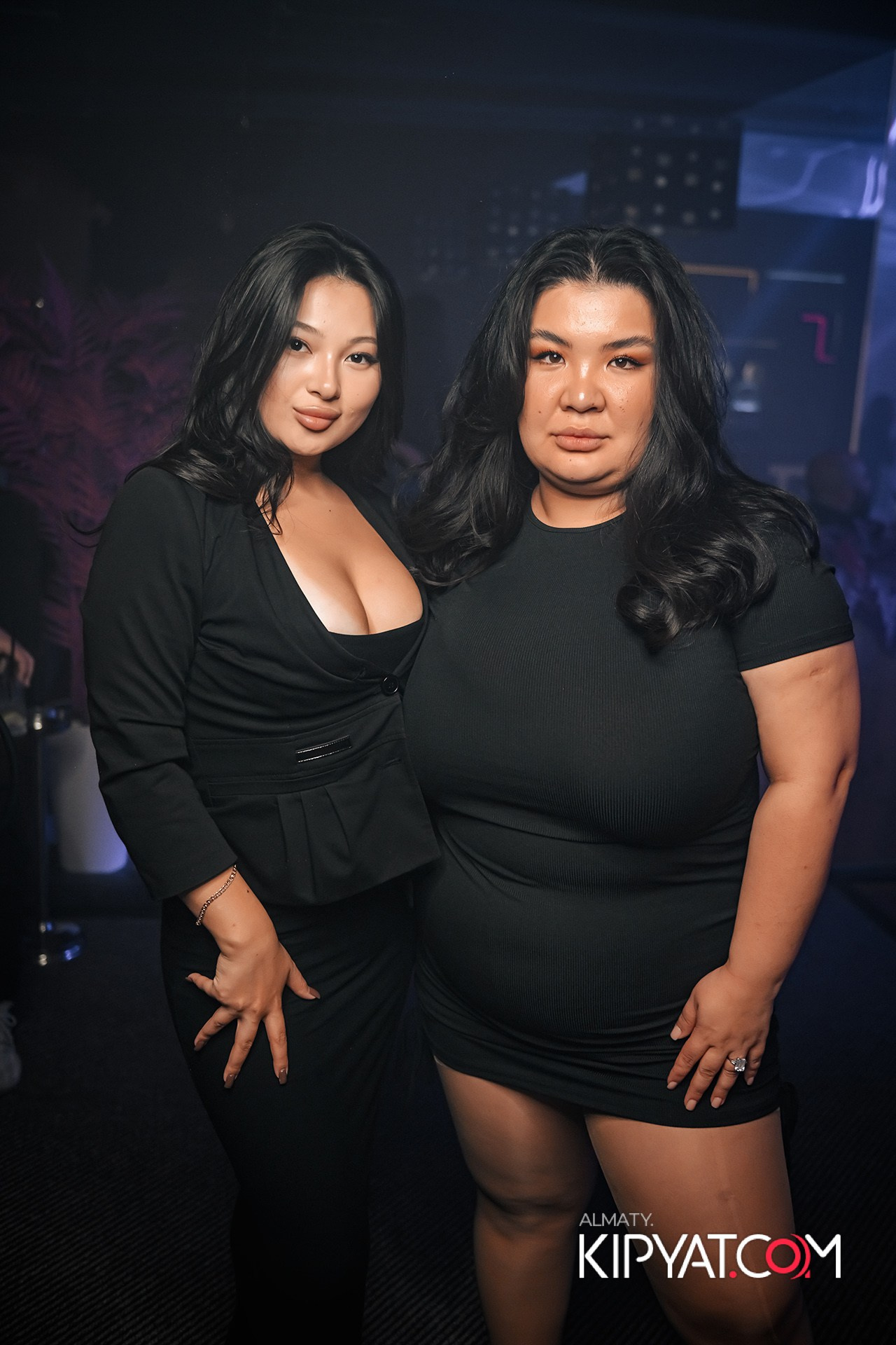 SANTA BARBARA ВЫСТУПЛЕНИЕ ГРУППЫ БРАТЬЯ ГРИММ. КИПЯТКОМ АЛМАТЫ!