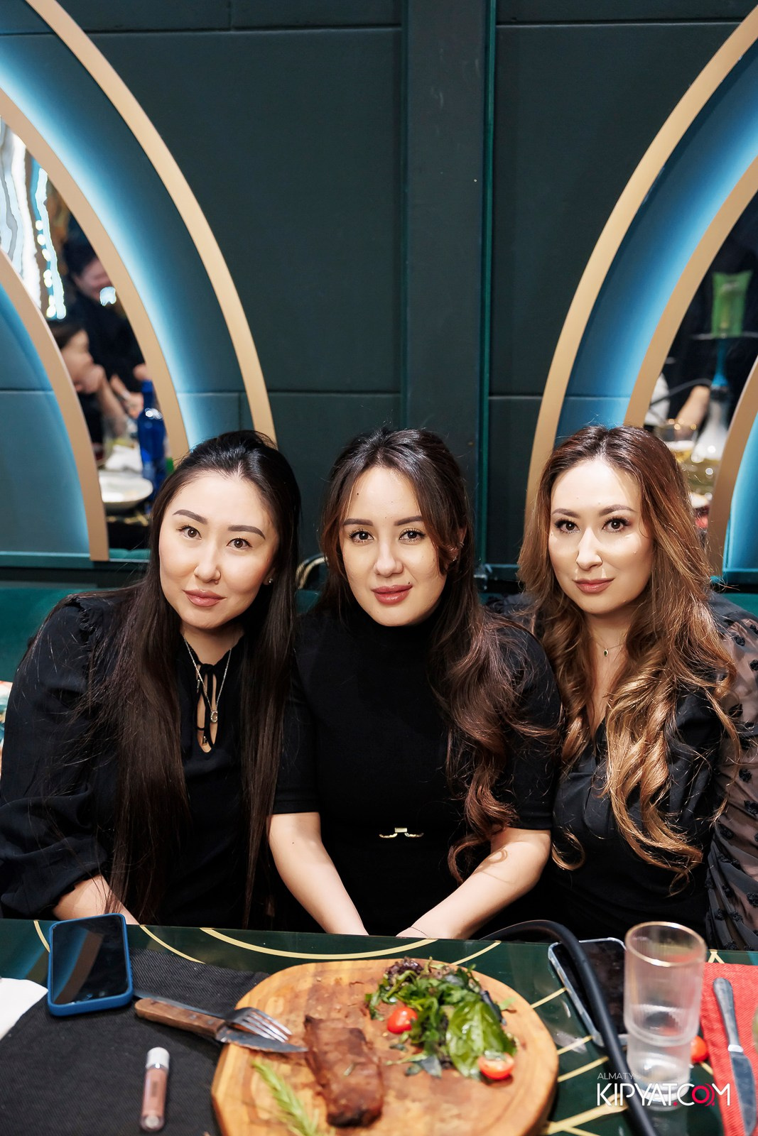 ЗАЯ, НА БИС. КИПЯТКОМ АЛМАТЫ! Фотосъемка мероприятий в Алматы