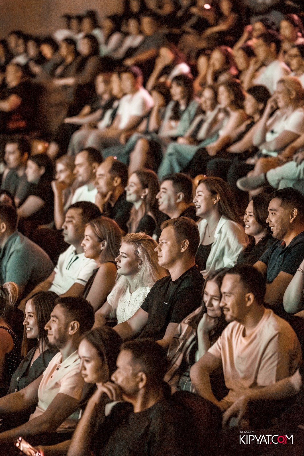 STAND UP КОНЦЕРТ АЛЕКСАНДА МЕРКУЛЬ. КИПЯТКОМ АЛМАТЫ!
