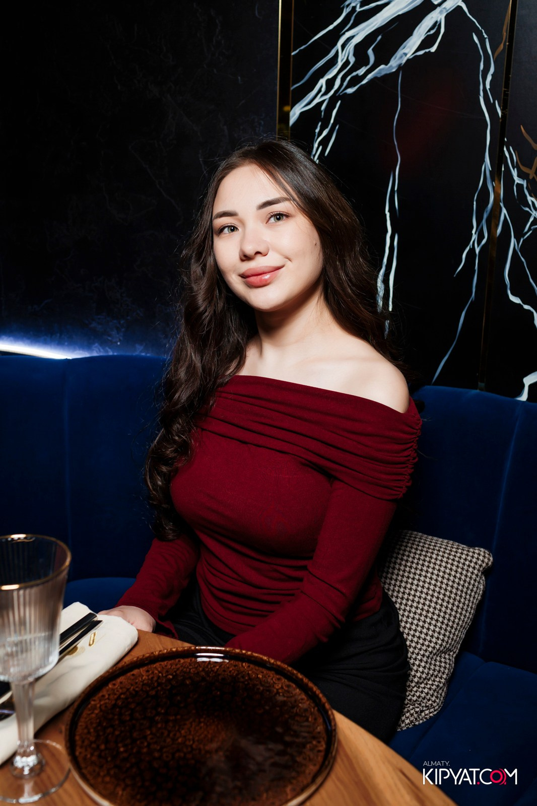 MOOD KARAOKE & TERRACE. КИПЯТКОМ АЛМАТЫ!