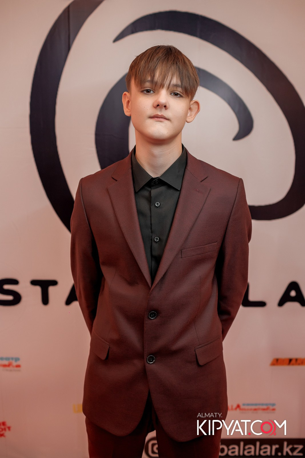 ПРЕЗЕНТАЦИЯ 8 ГРУППЫ КИНОПРОЕКТА «STARBALALAR». КИПЯТКОМ АЛМАТЫ!