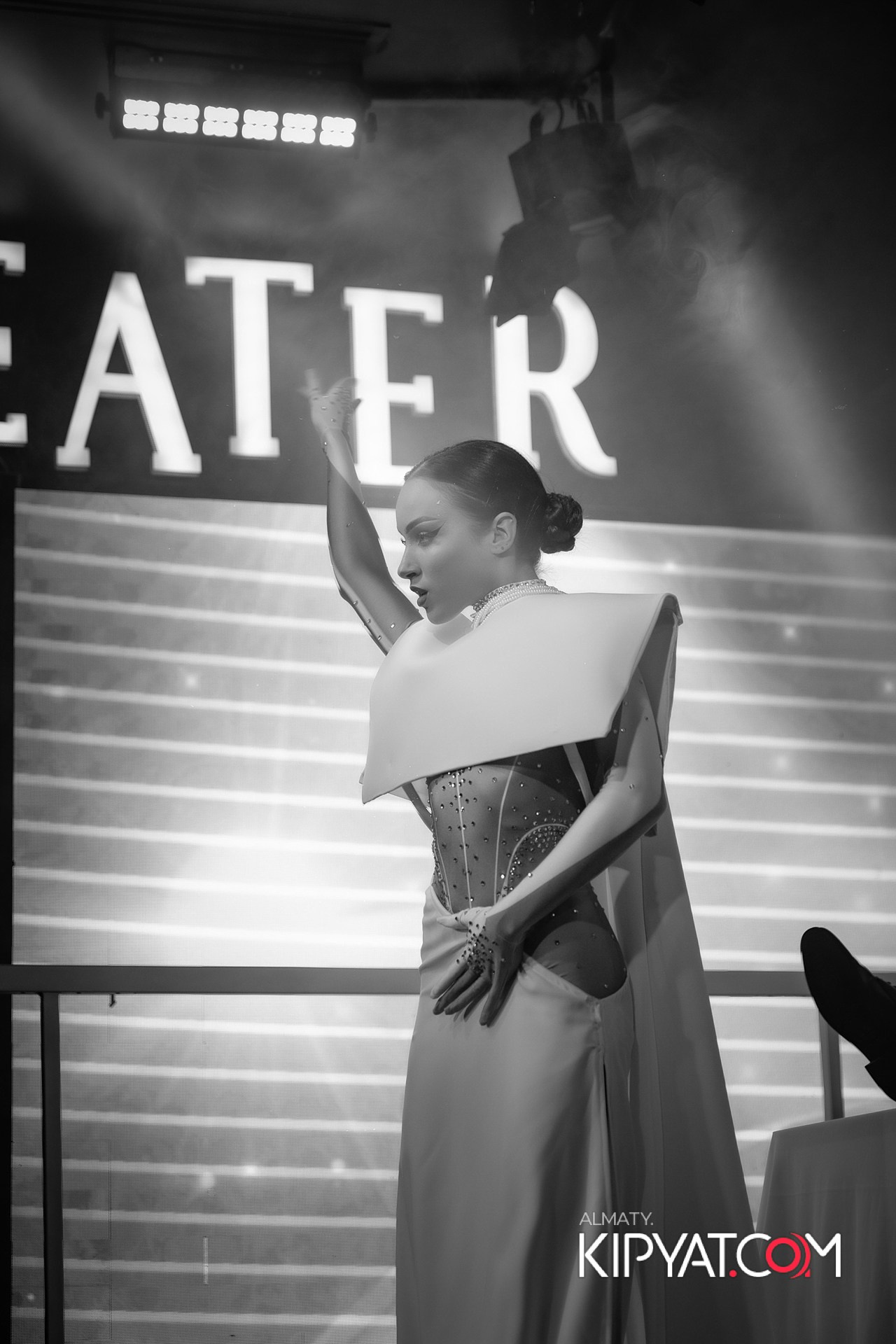 THE THEATER. КИПЯТКОМ АЛМАТЫ!