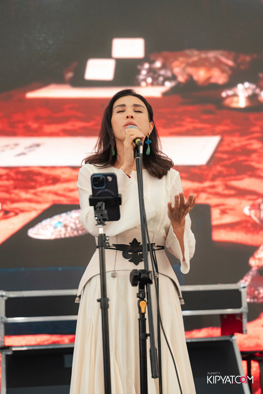 ETHNO POP-UP STORE, SABANTOI B SADU ARENA. КИПЯТКОМ АЛМАТЫ!