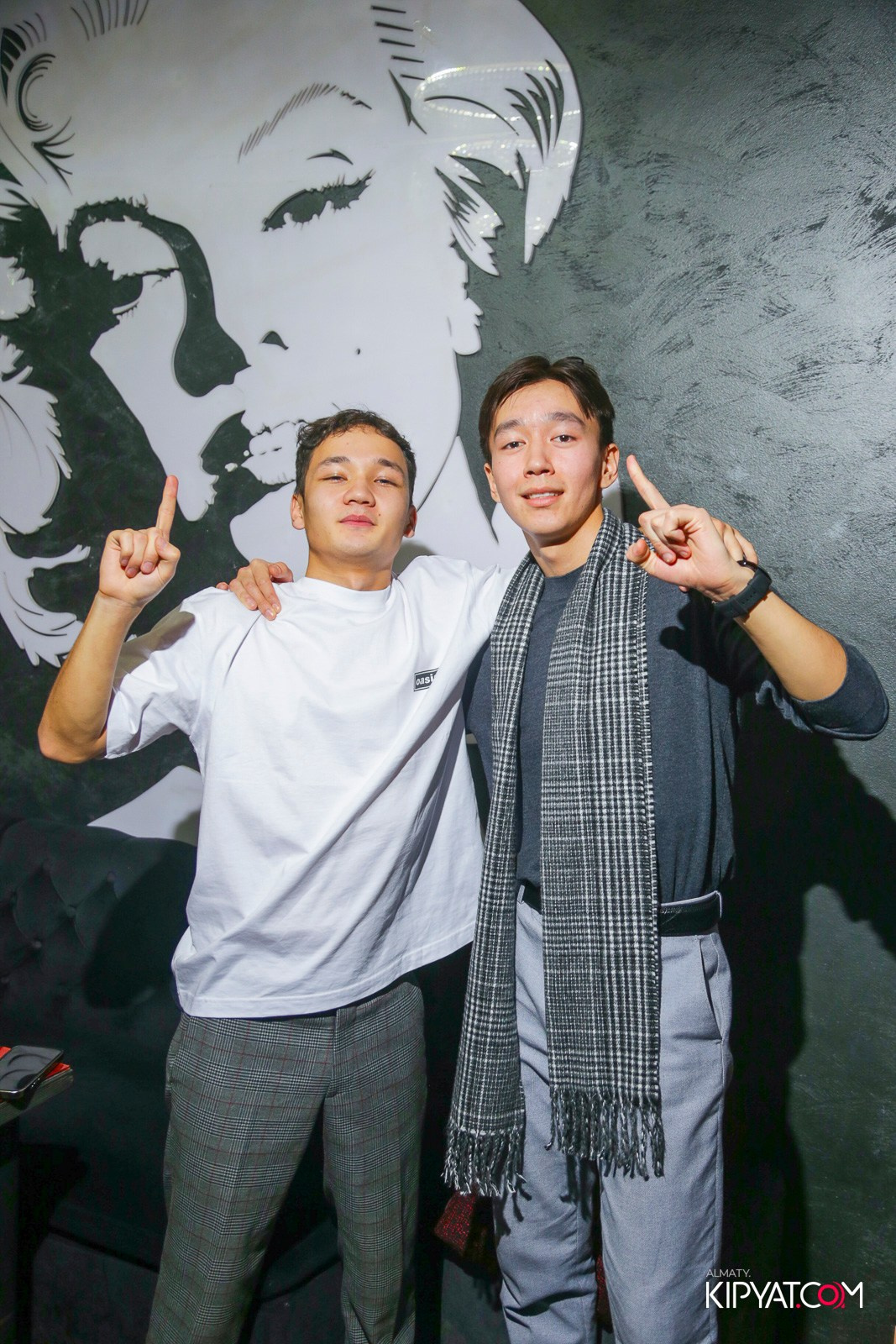 УХО И МЕДВЕДЬ НА САИНА. КИПЯТКОМ АЛМАТЫ! Фотосъемка мероприятий в Алматы