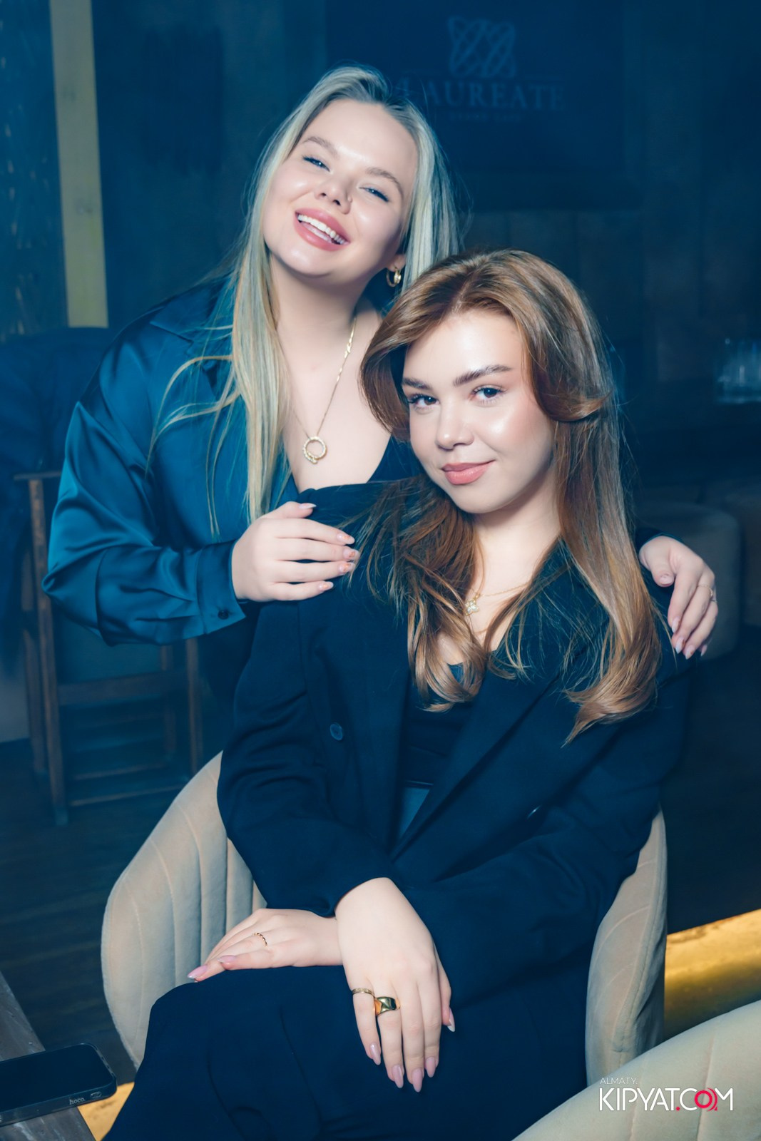 LAUREATE KARAOKE HALL. КИПЯТКОМ АЛМАТЫ!