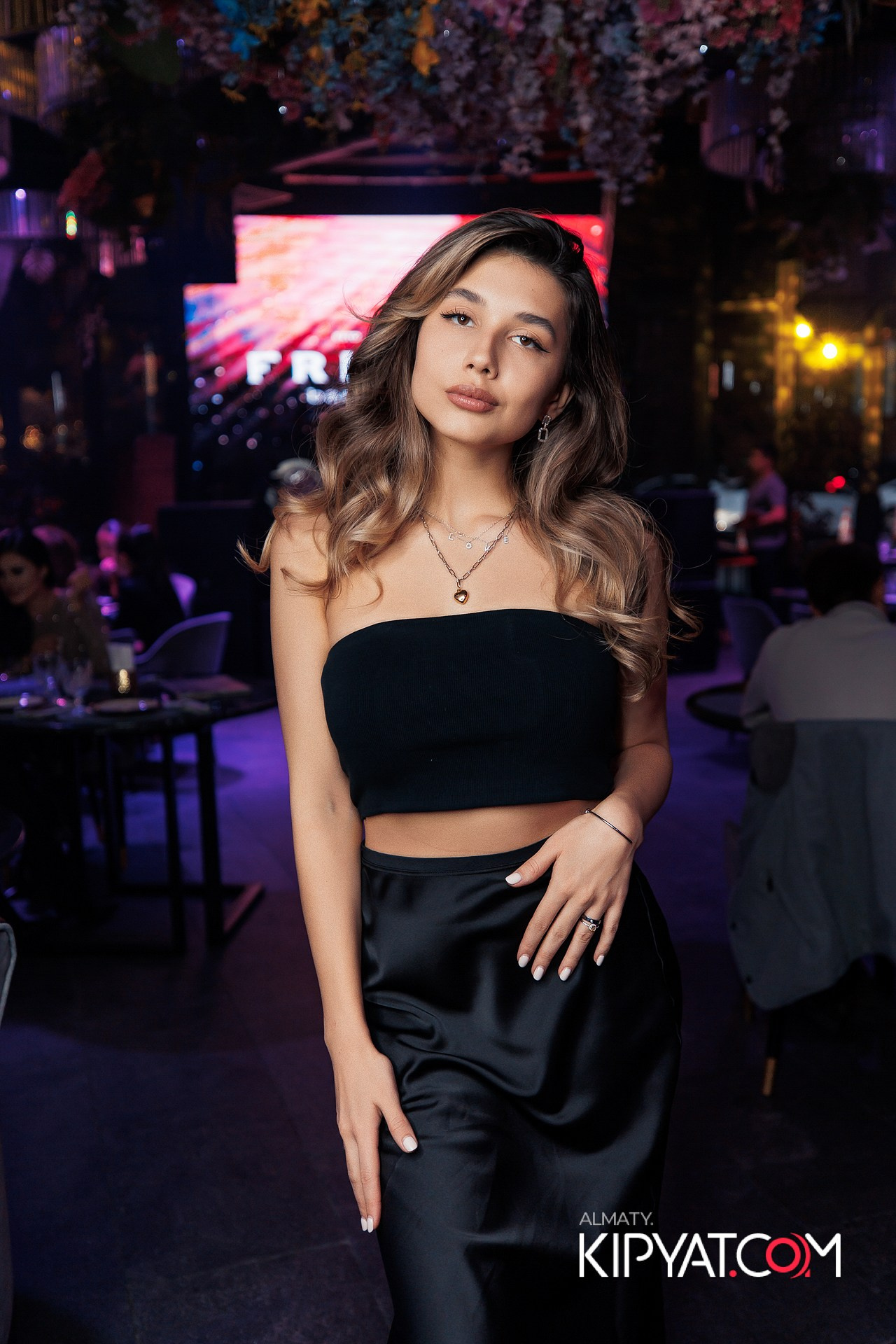 FRIENDS BAR & TERRACE. КИПЯТКОМ АЛМАТЫ! Фотосъемка мероприятий в Алматы