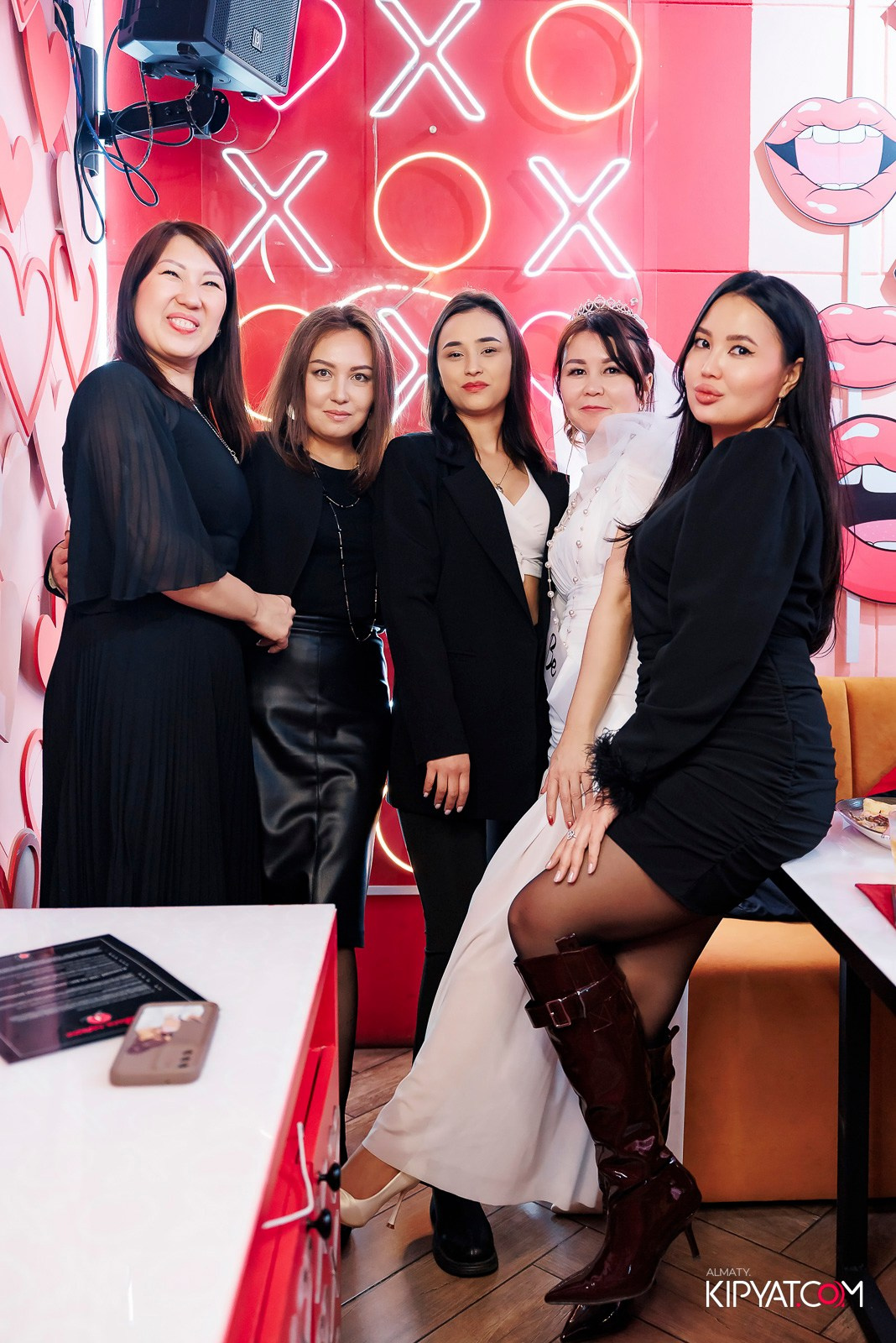 ЗАЯ, НА БИС. КИПЯТКОМ АЛМАТЫ! Фотосъемка мероприятий в Алматы