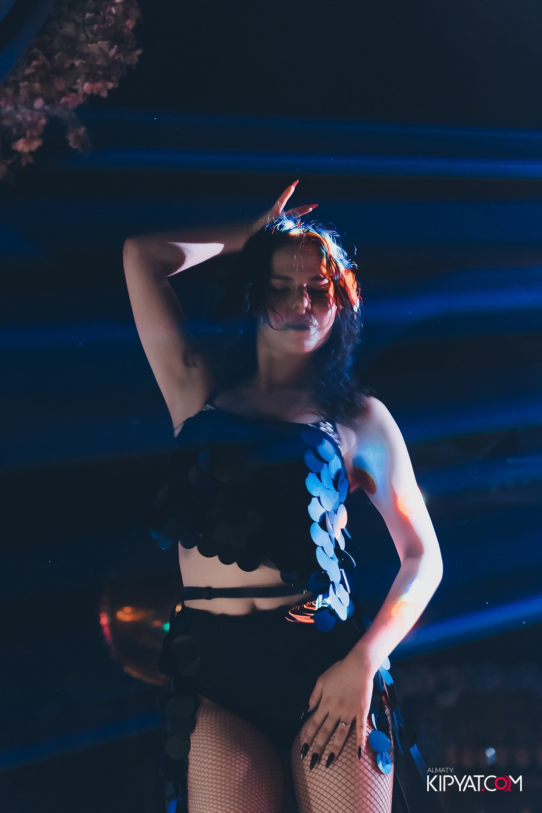 UYAT EMES BAR. КИПЯТКОМ АЛМАТЫ!