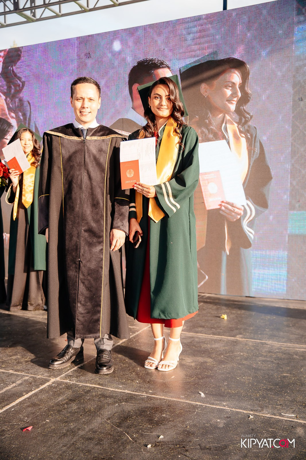 ВРУЧЕНИЕ ДИПЛОМОВ — НАРХОЗ КОЛЛЕДЖ. Part 3. КИПЯТКОМ АЛМАТЫ!