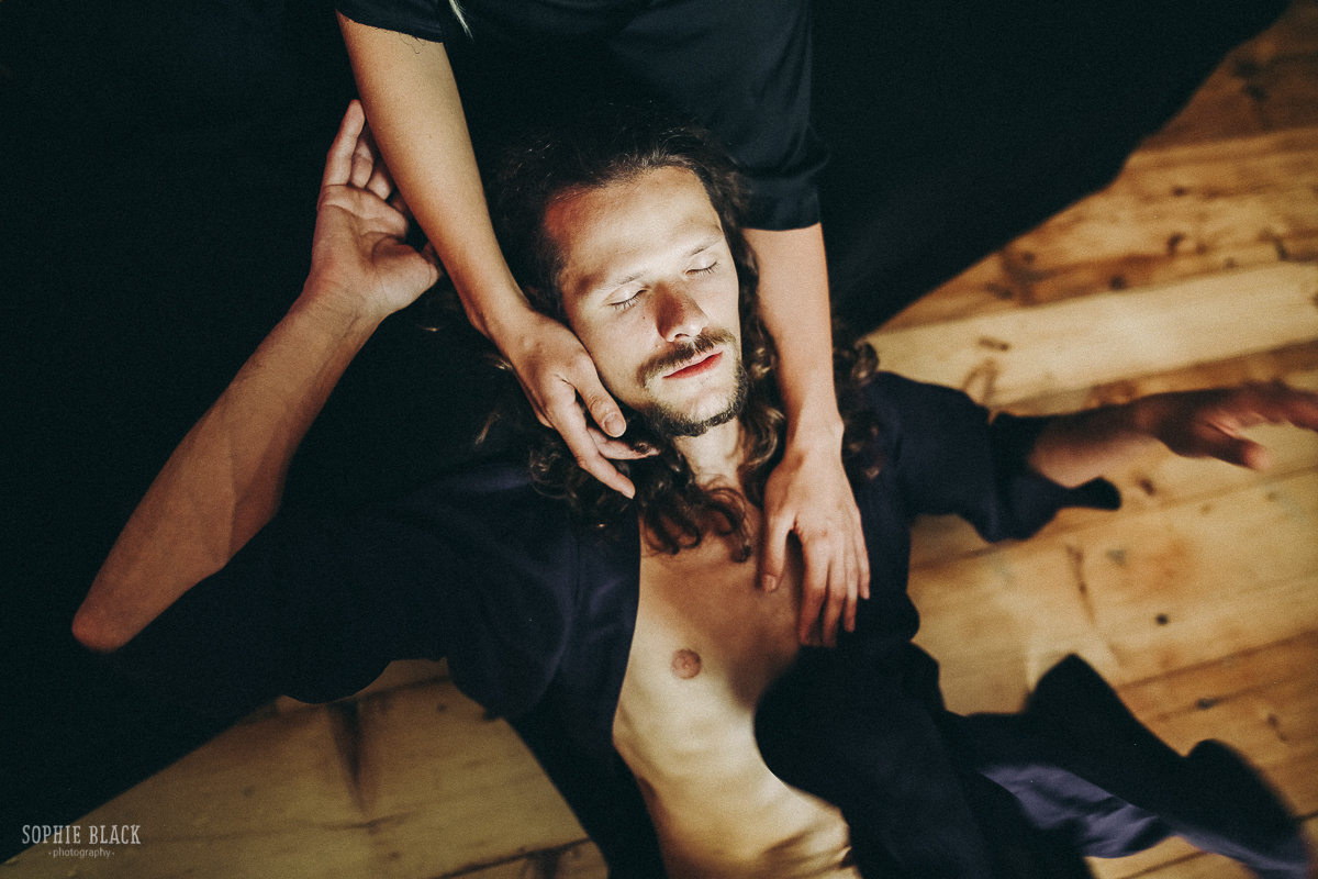 "тогда я стану ветром в твоих незаплетенных волосах". Соня Черных (sophieblack)