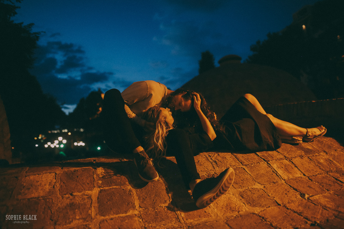 "тогда я стану ветром в твоих незаплетенных волосах". Соня Черных (sophieblack)