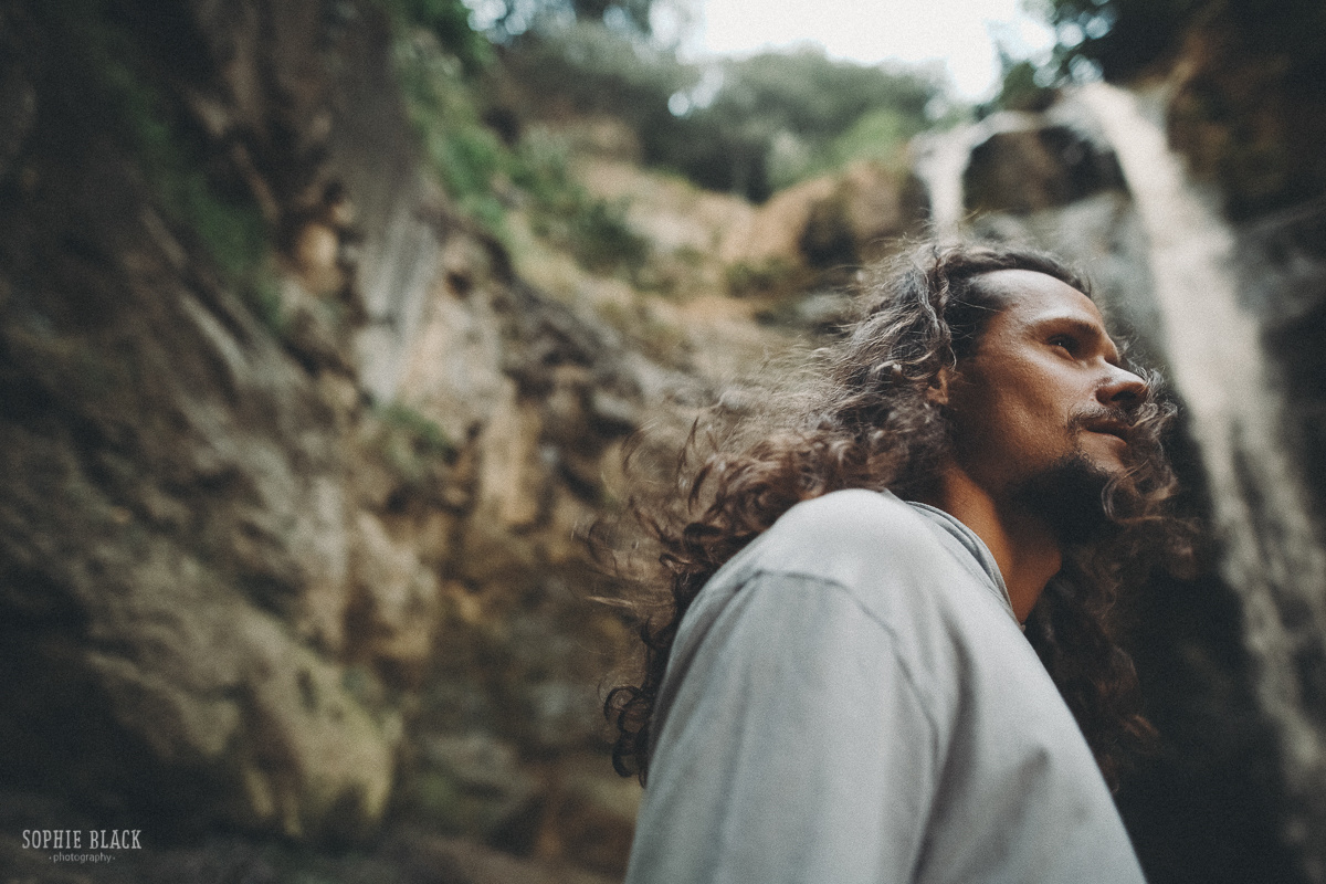 "тогда я стану ветром в твоих незаплетенных волосах". Соня Черных (sophieblack)