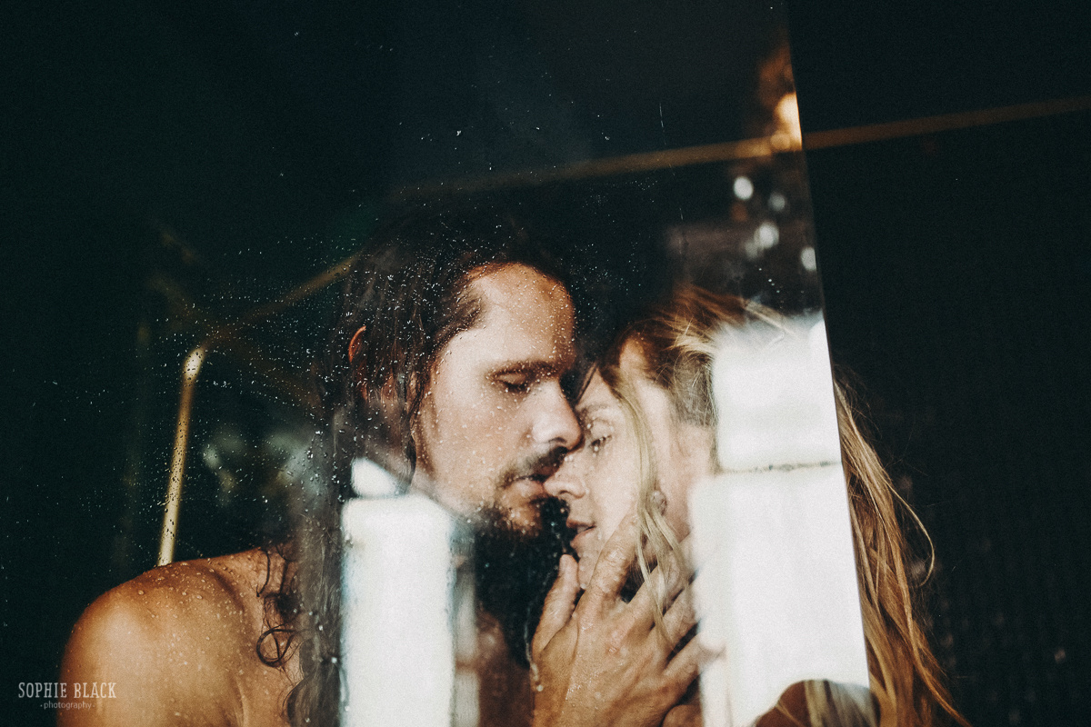 "тогда я стану ветром в твоих незаплетенных волосах". Соня Черных (sophieblack)