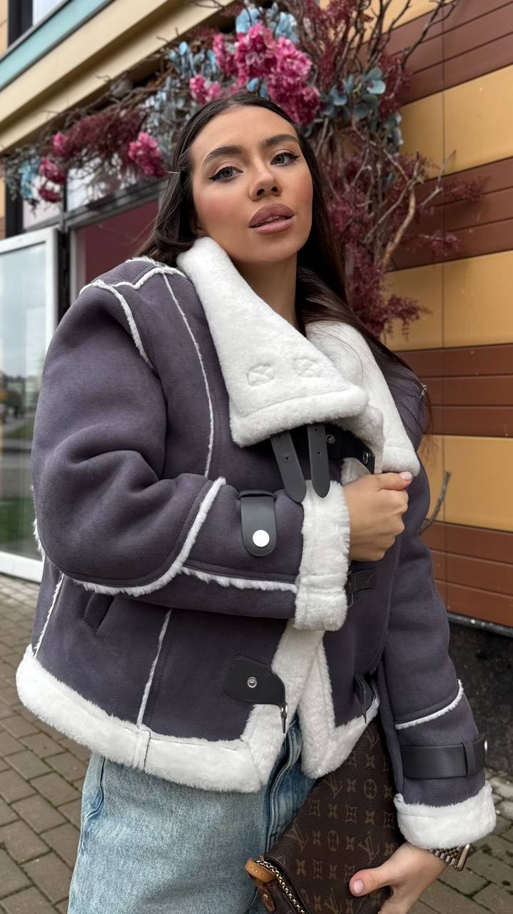 Регина К  Размер XS. Рост 158 см Параметры 85/62/86. LUNAPRO Дом стильных, сборных и индивидуальных съемок для брендов