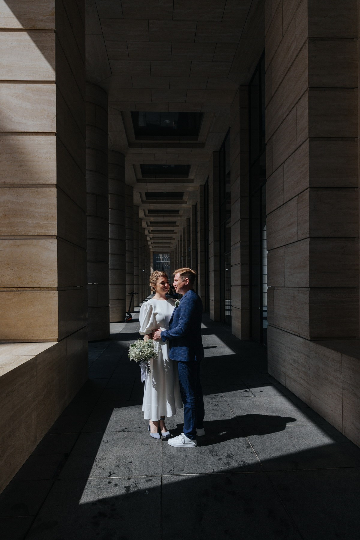 Небольшая свадебная прогулка по Питеру, фотограф Денис Дорфф. Фотограф крещение венчание в Петербурге! Помогает подобрать храм и посоветовал душевного батюшку в СПб