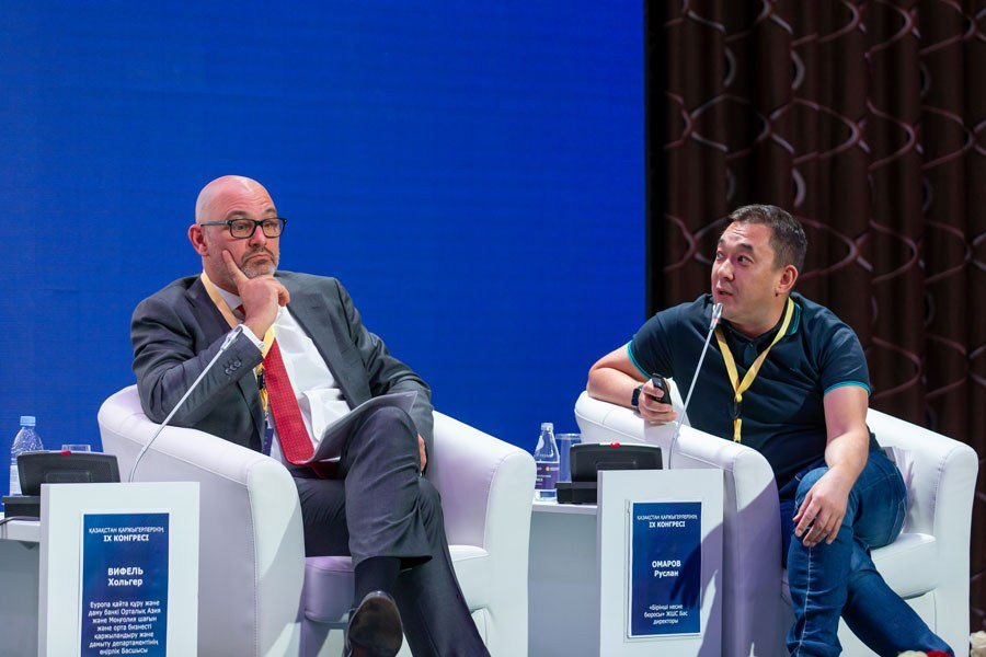 Конференции, семинары, корпоративные мероприятия. Фотостудия Алматы. Фотосъемка Алматы. Фотосессия Алматы. Фотокурсы. Обучение фотографии. Аренда студии