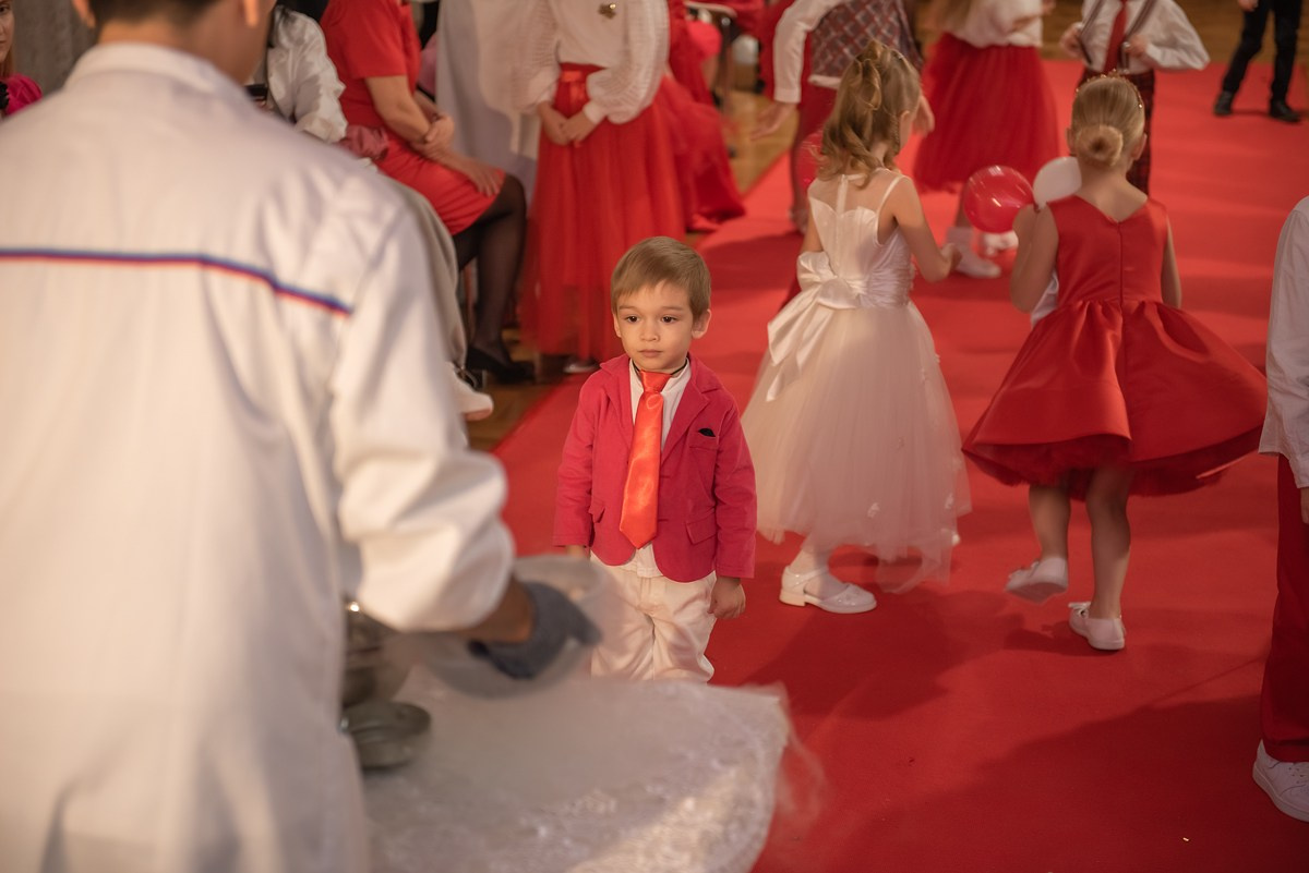 Выпускной в детской школе моделей HAPPYkids 2024. Семейный и коммерческий фотограф в Сочи Александр Бодунов