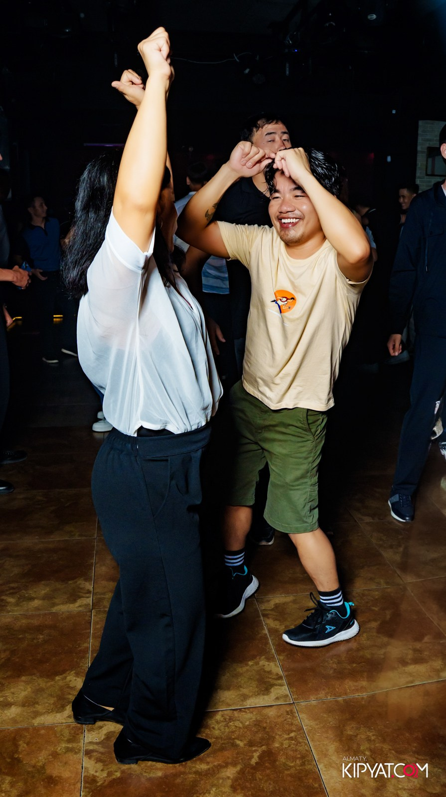 ARAGOSTA DISCO BAR. КИПЯТКОМ АЛМАТЫ!