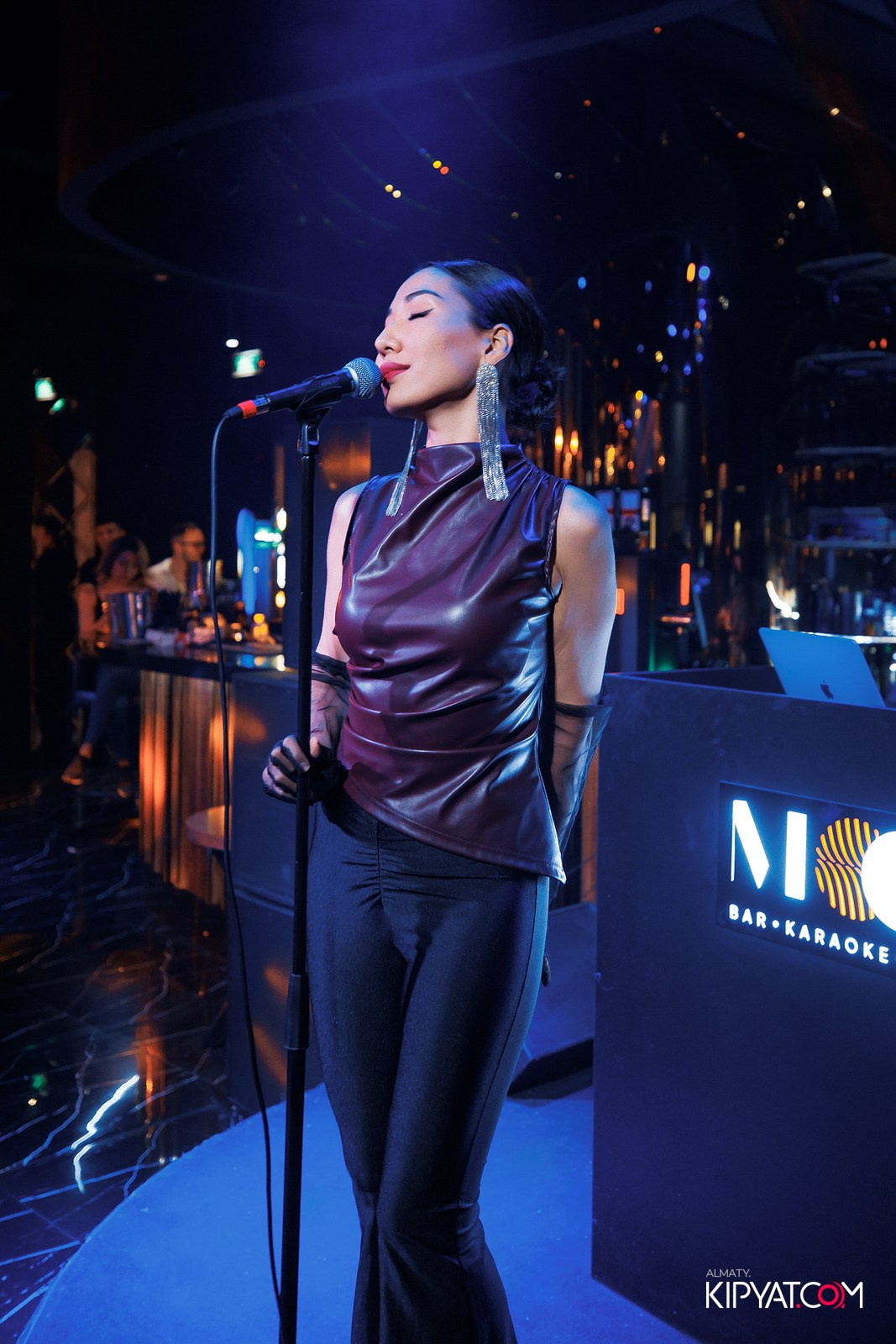 MOOD KARAOKE & TERRACE. КИПЯТКОМ АЛМАТЫ!