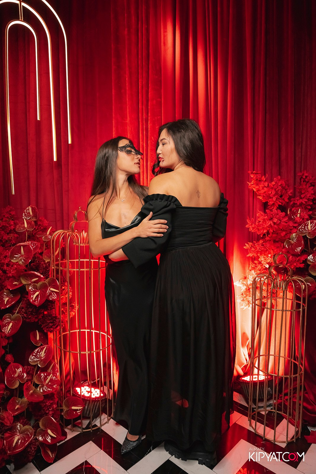 QUEEN. КИПЯТКОМ АЛМАТЫ!