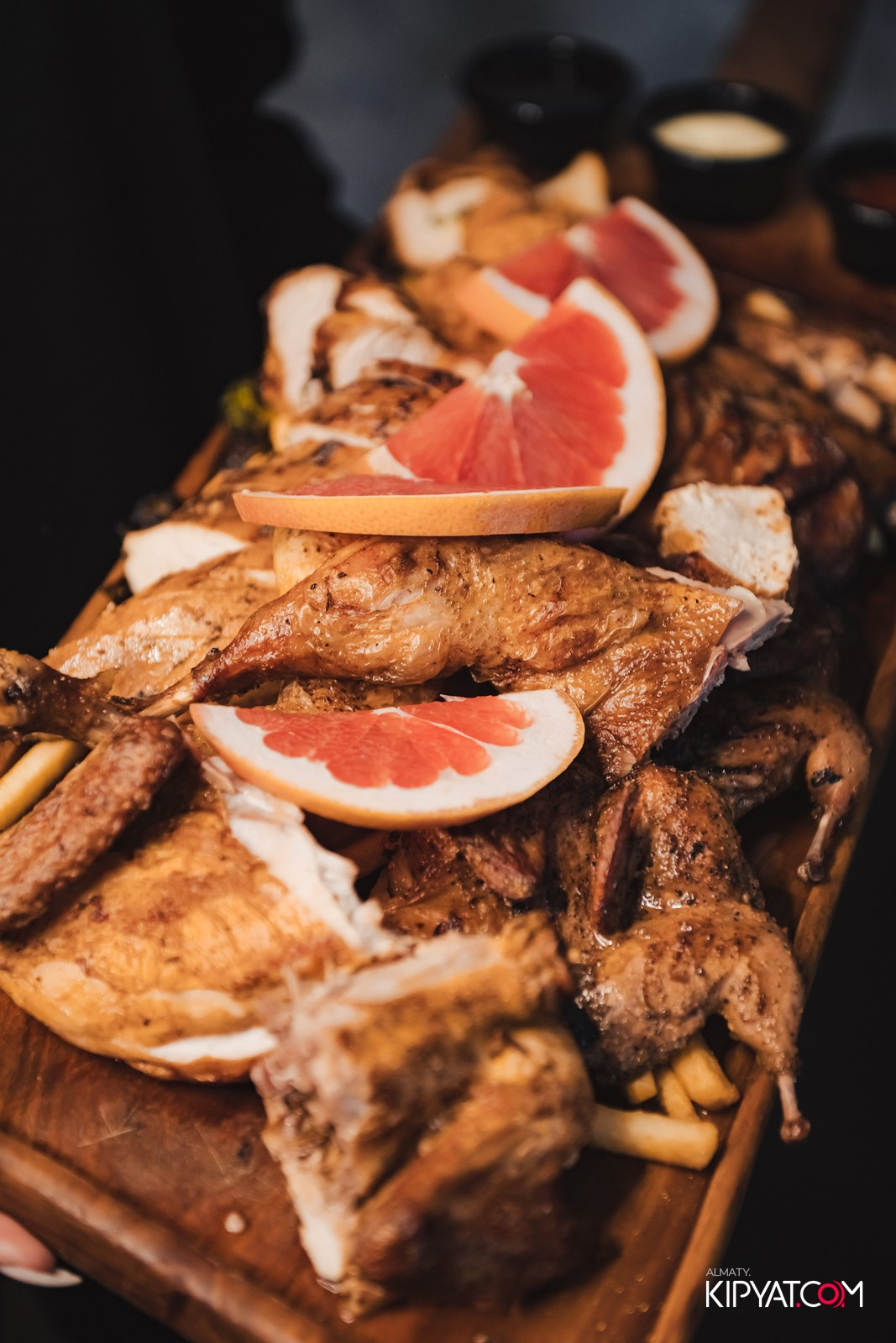 УХО И МЕДВЕДЬ НА ГАГАРИНА. КИПЯТКОМ АЛМАТЫ!